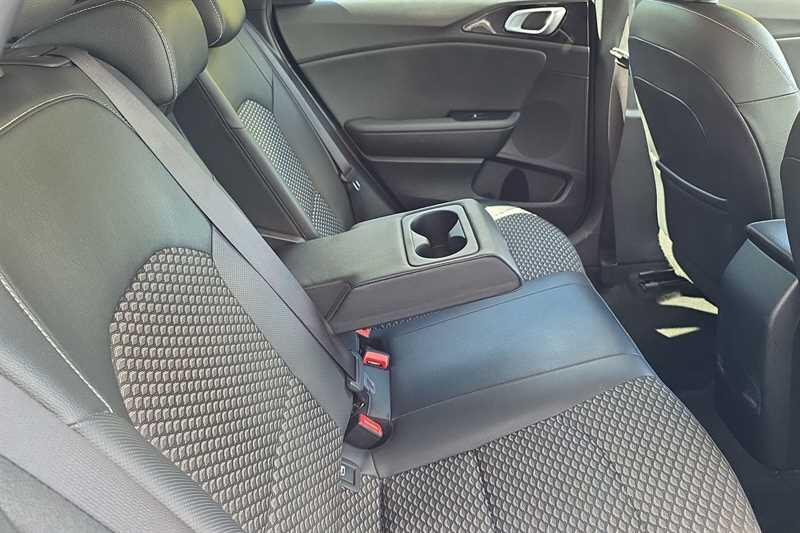 Kia Ceed view 27