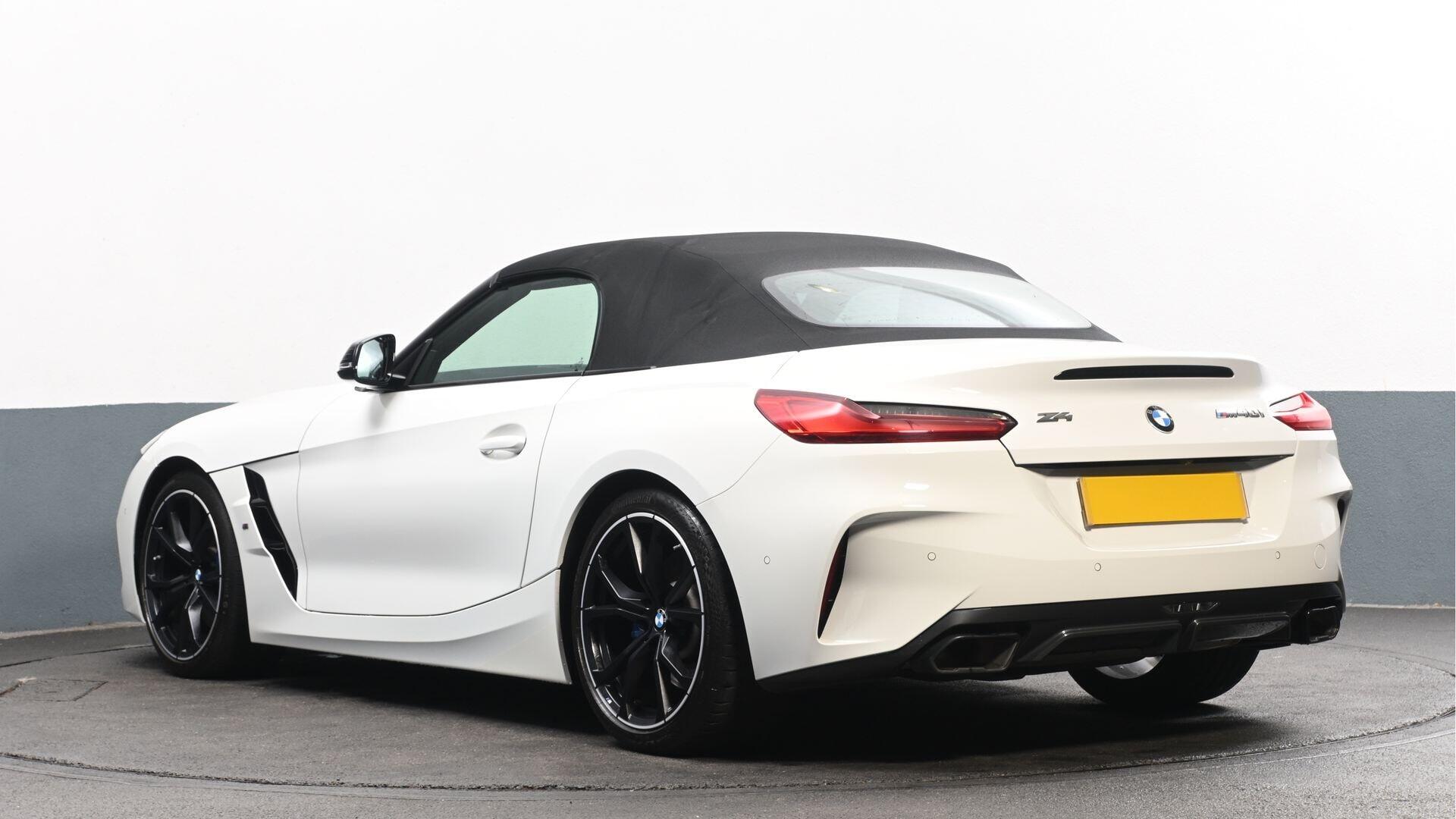 BMW Z4 view 3