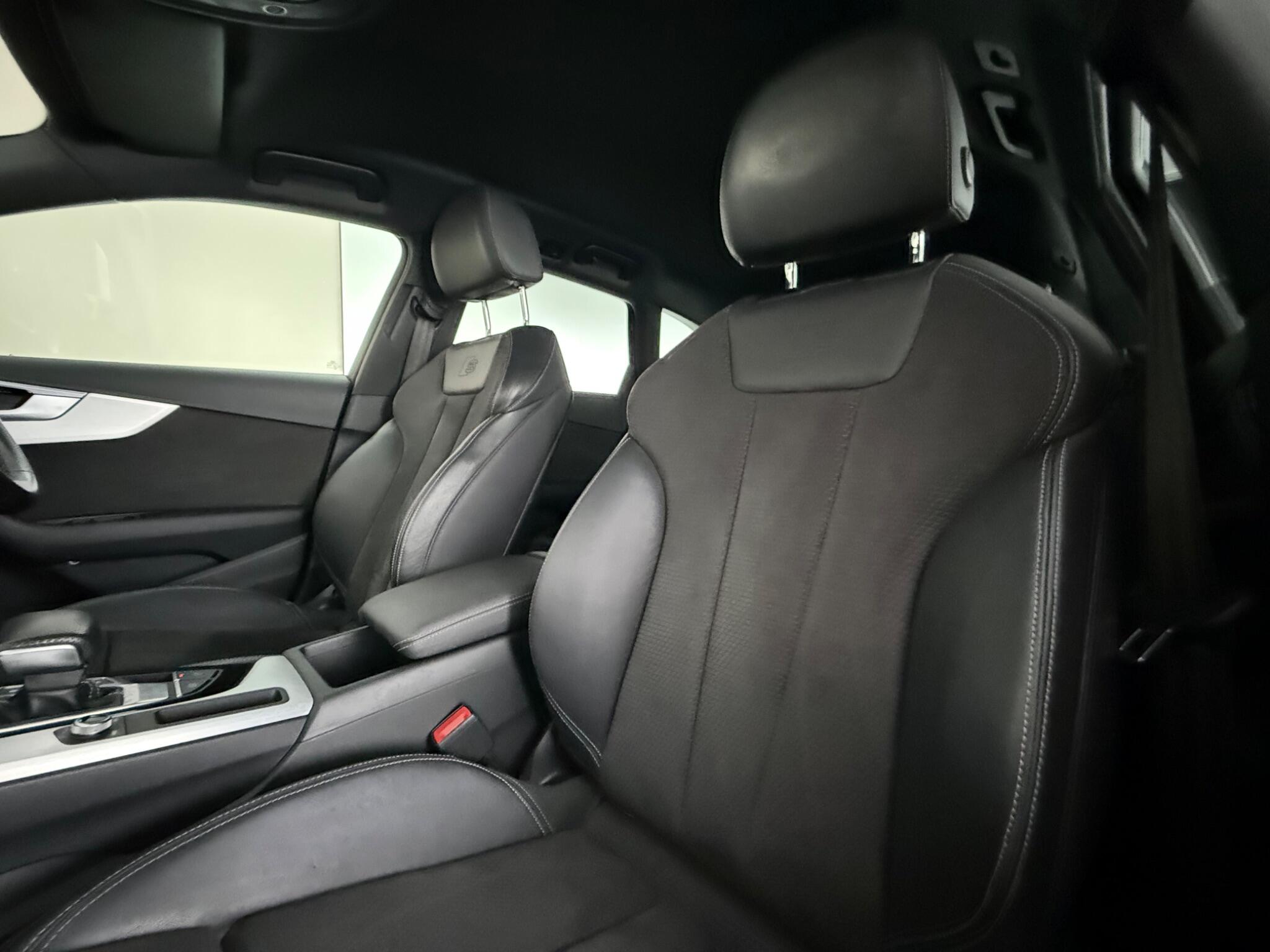 Audi A4 view 32