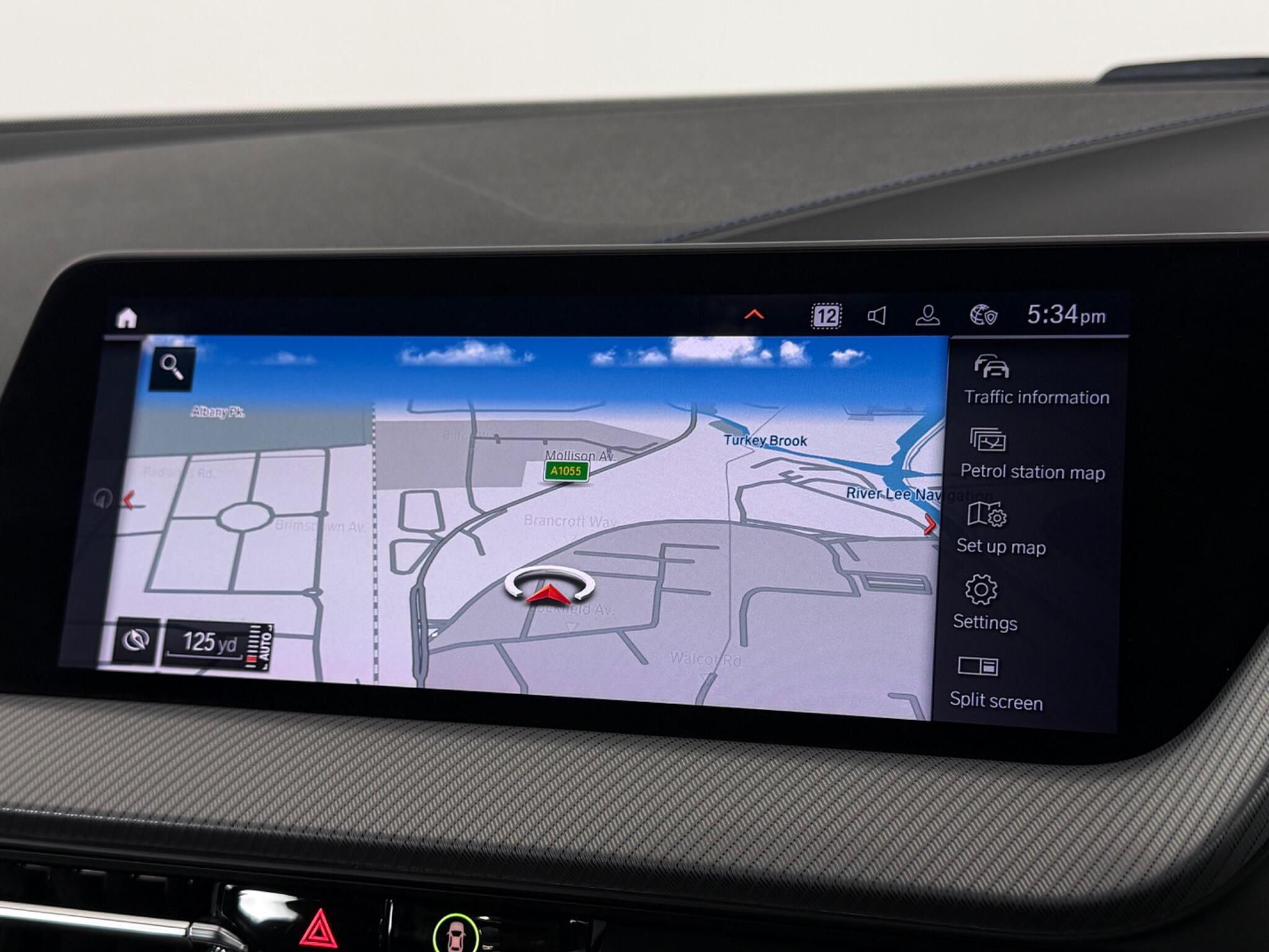 BMW 2 Series view 22