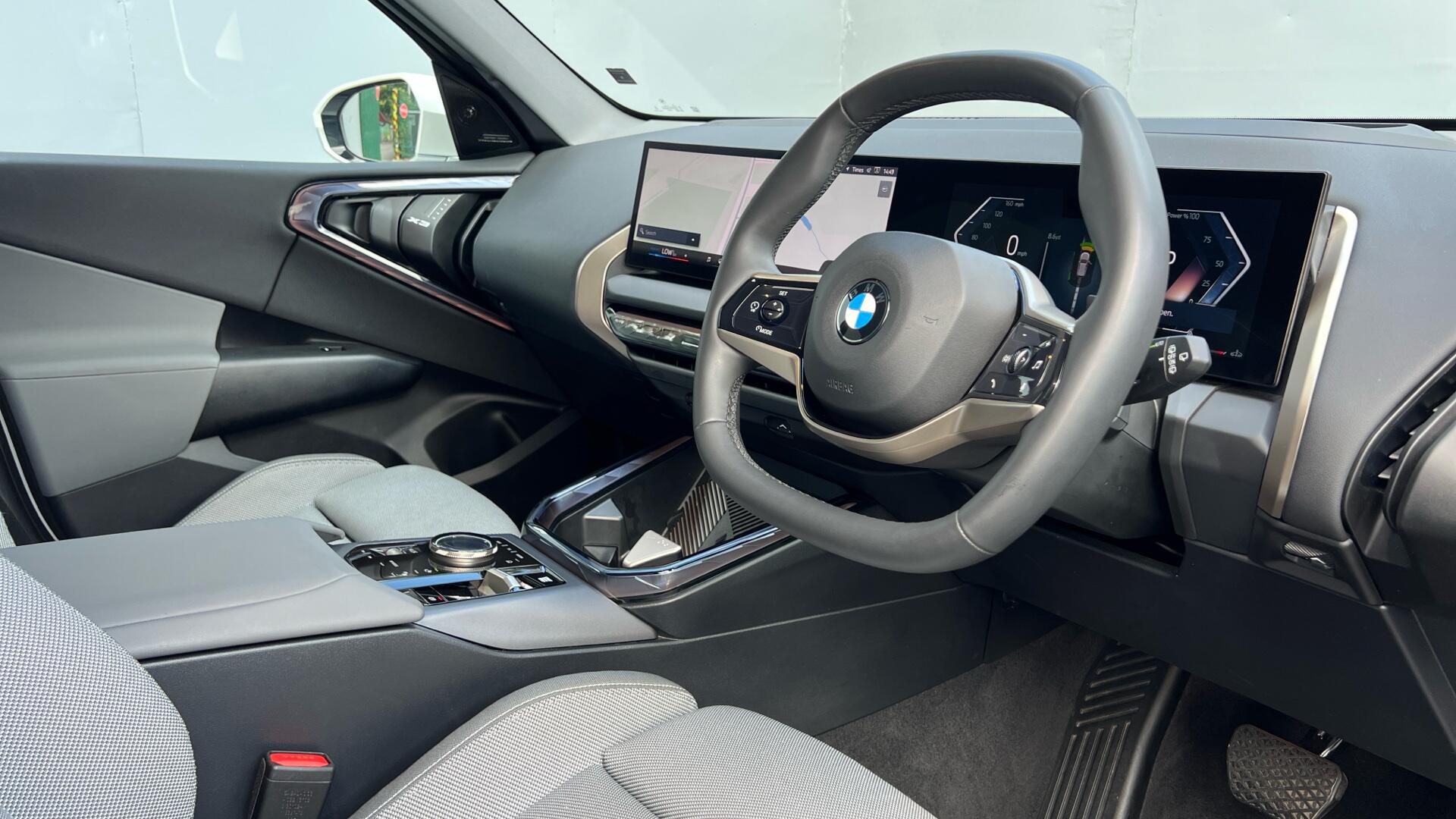 BMW X3 view 6