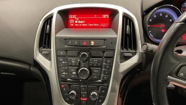 Vauxhall Astra view 13