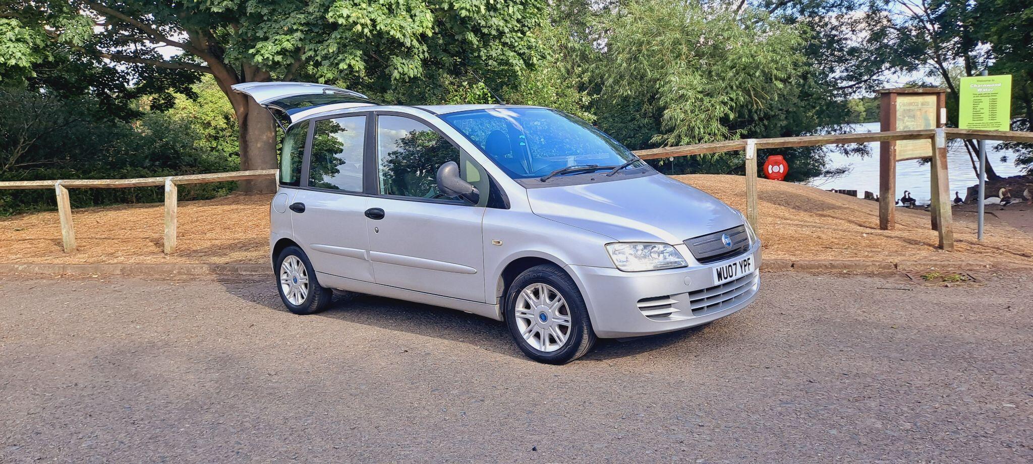 Fiat Multipla view 11