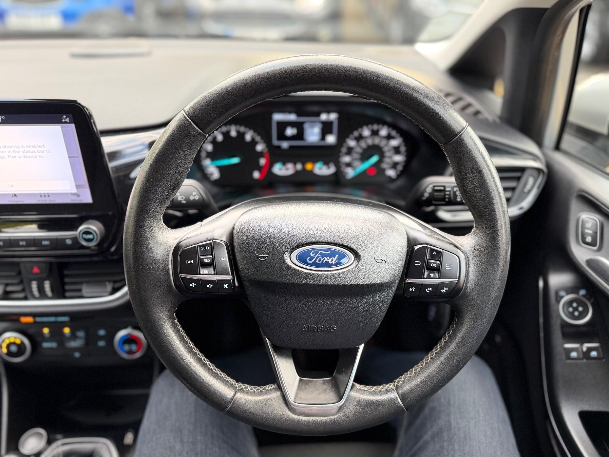 Ford Fiesta view 65