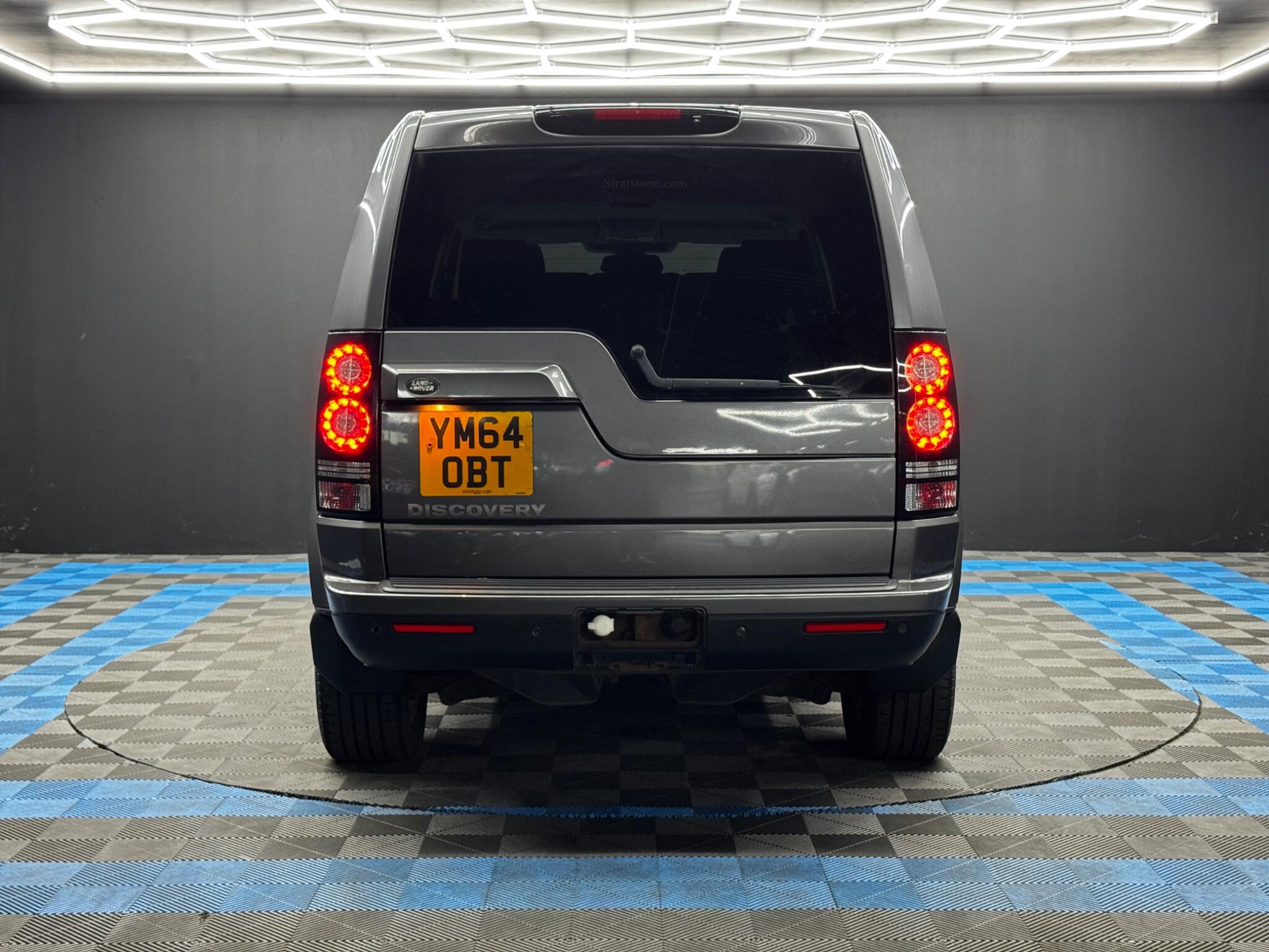 Land Rover Discovery view 6