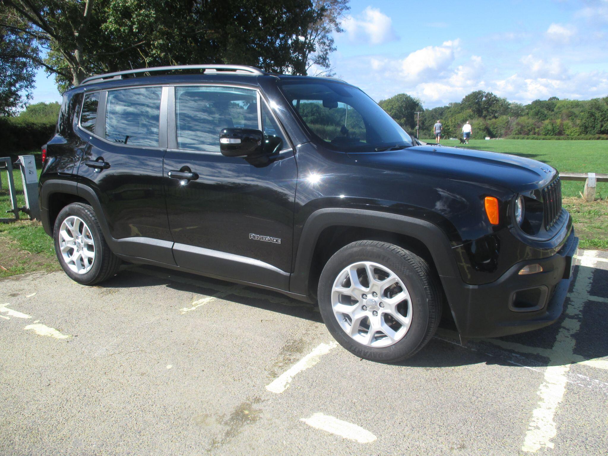 Jeep Renegade view 5