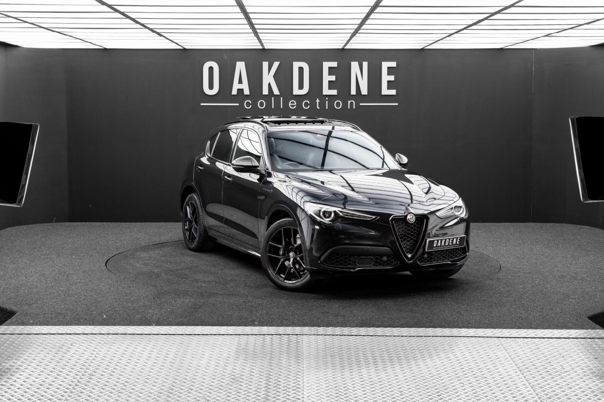Alfa Romeo Stelvio view 8