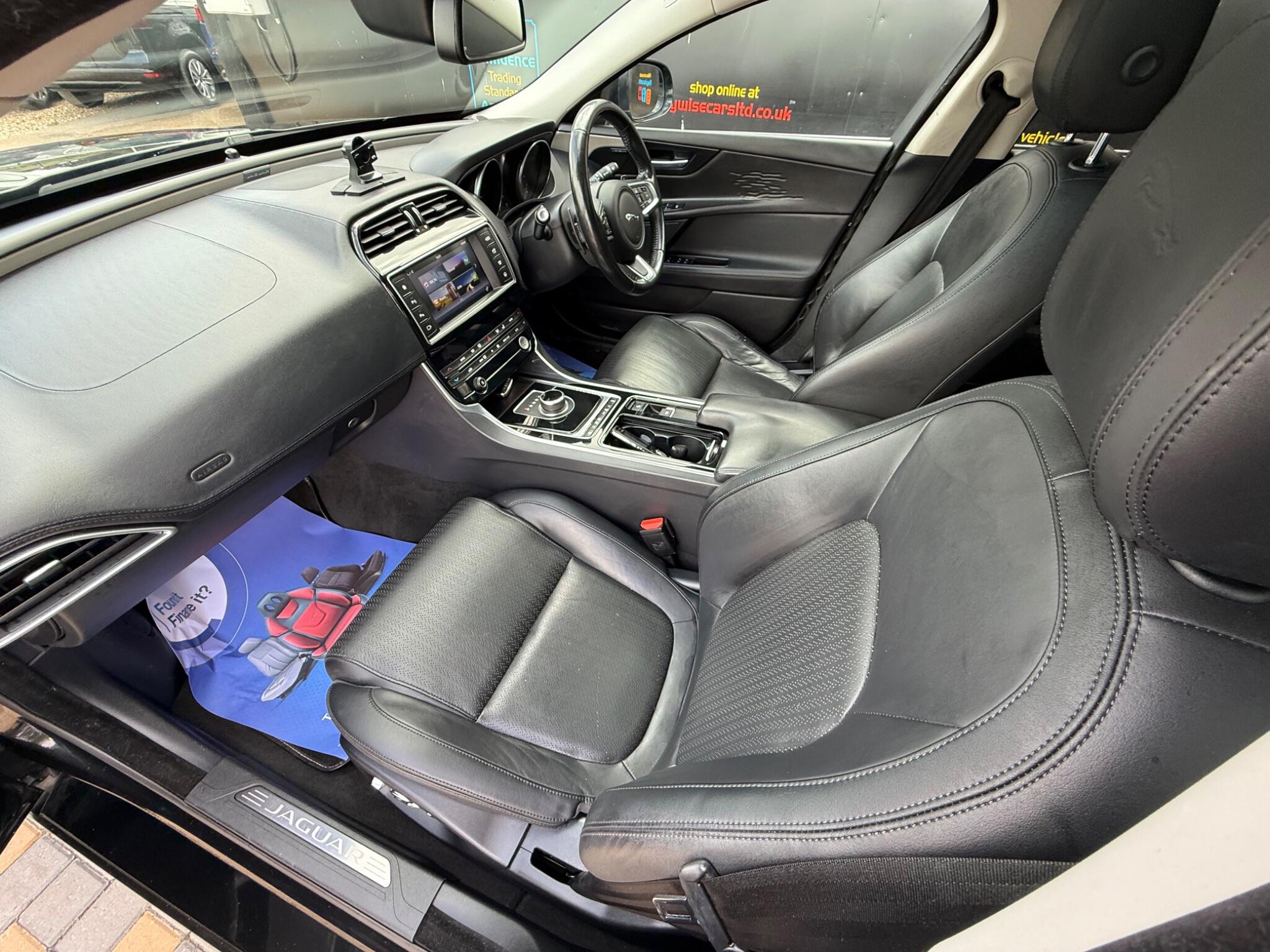 Jaguar Xe view 23
