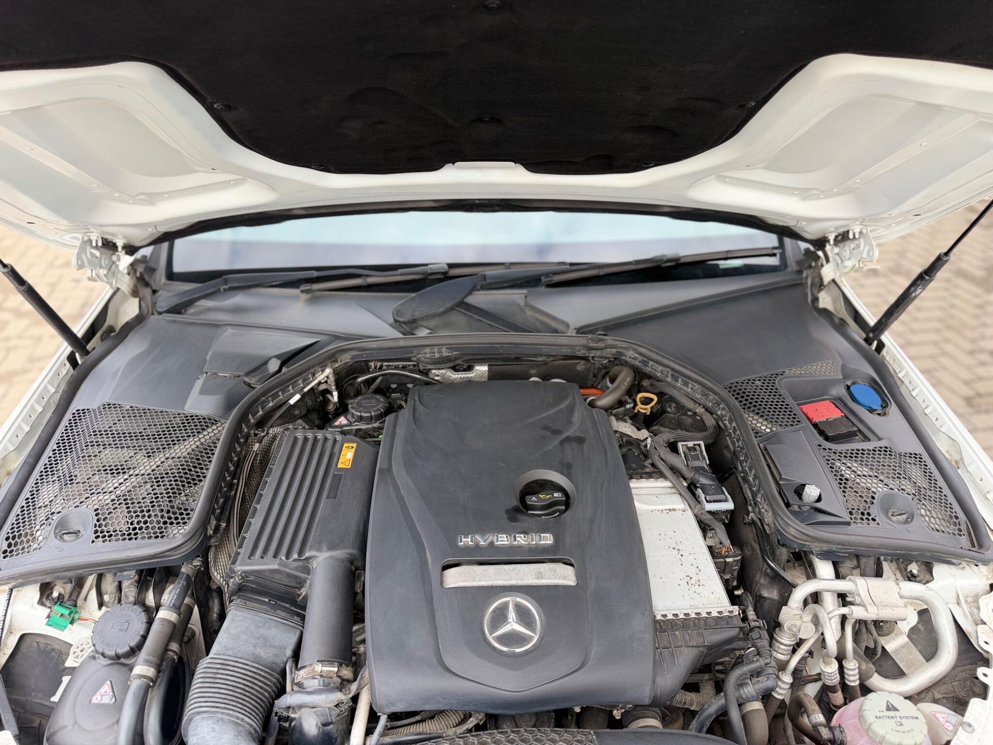 Mercedes-Benz C-Class view 16
