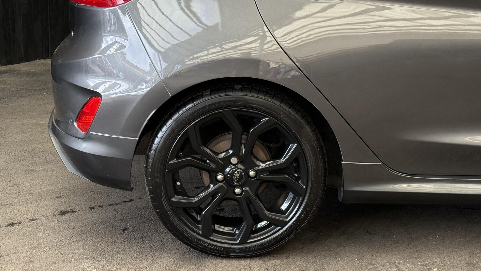 Ford Fiesta view 15