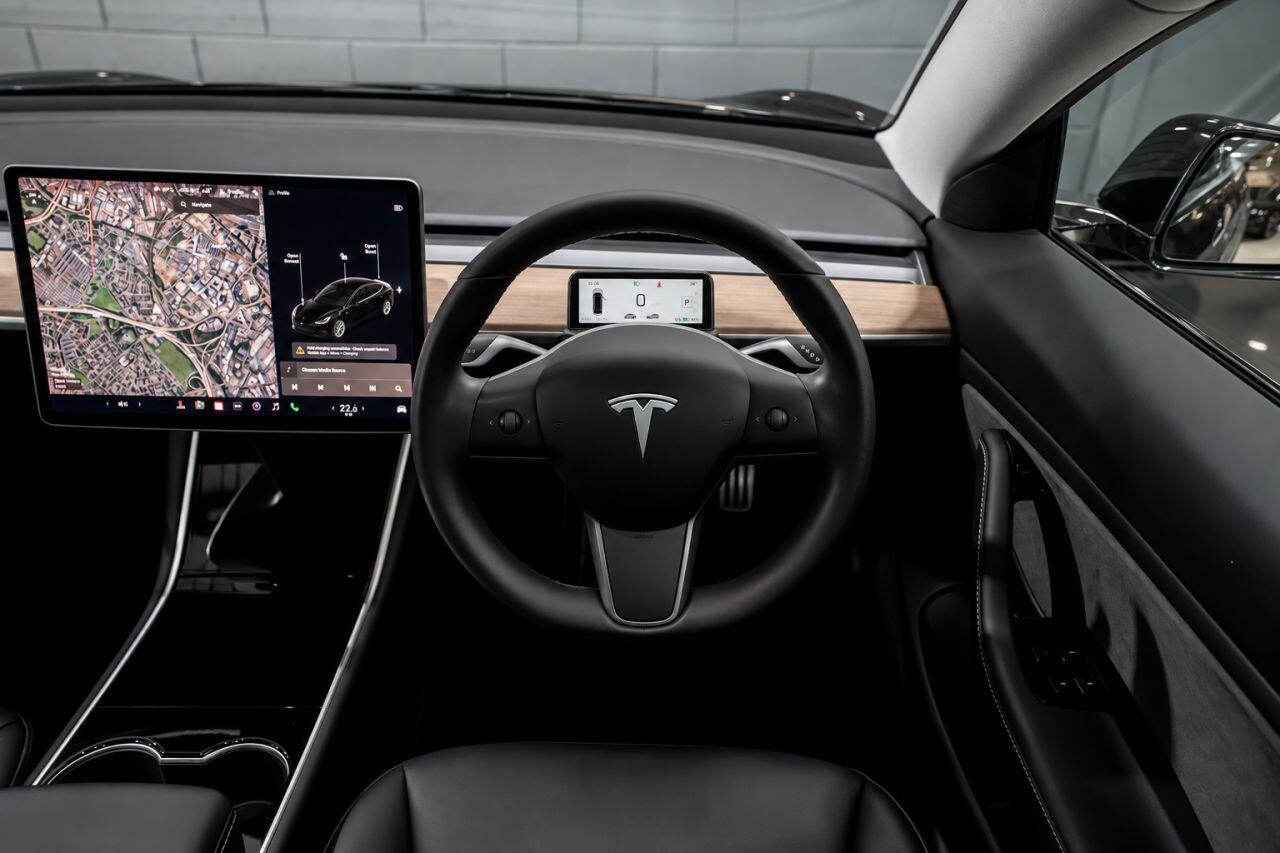 Tesla Model 3 view 26