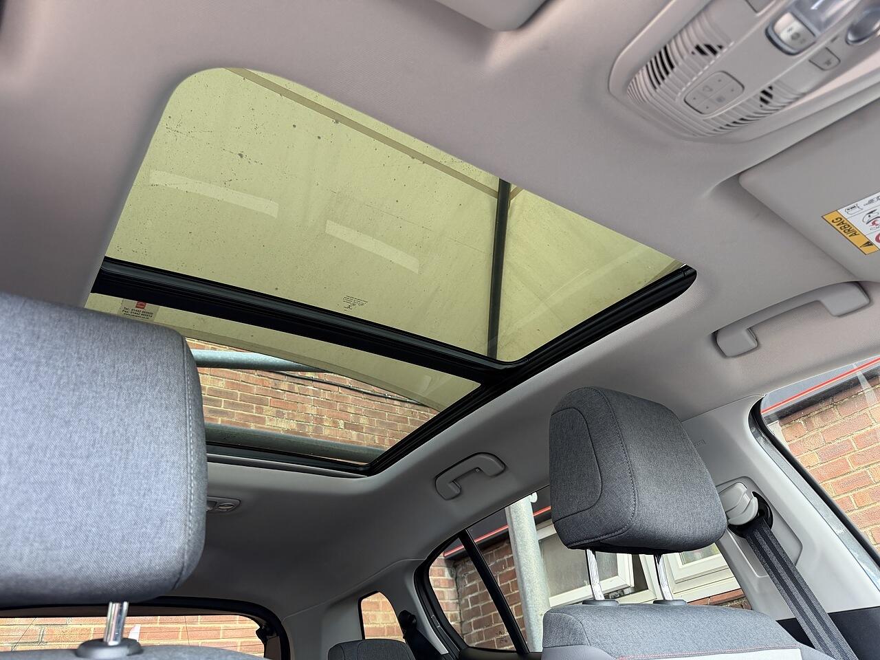 Citroen C5 Aircross view 13