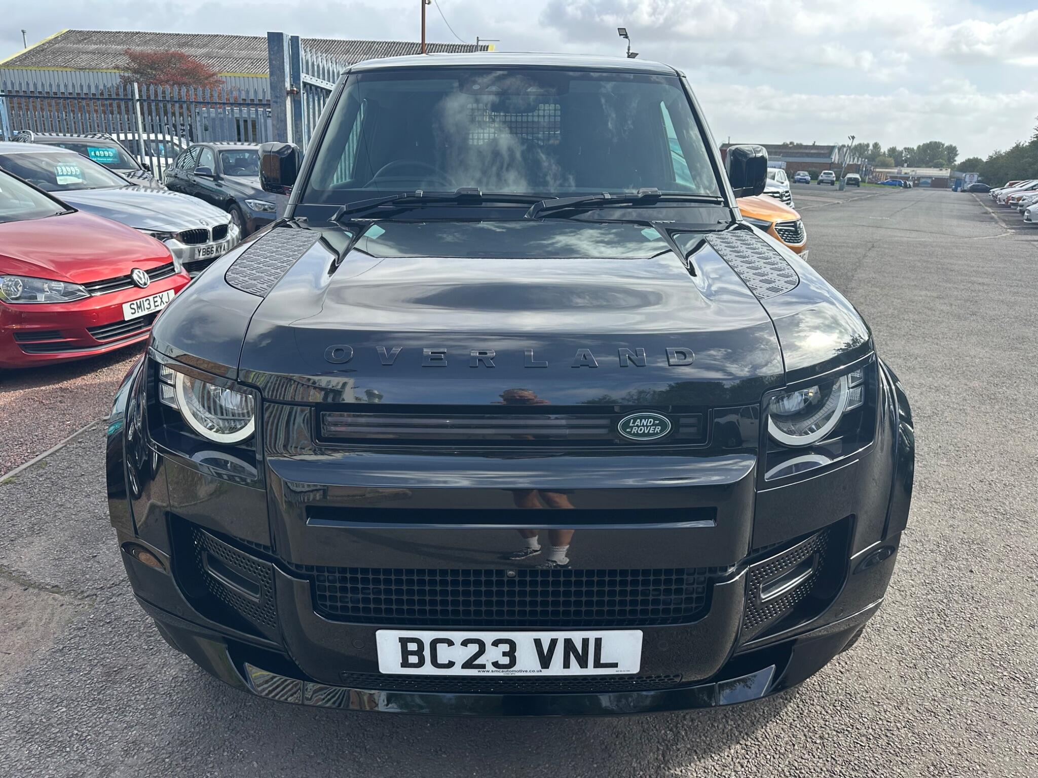 Land Rover Defender view 11