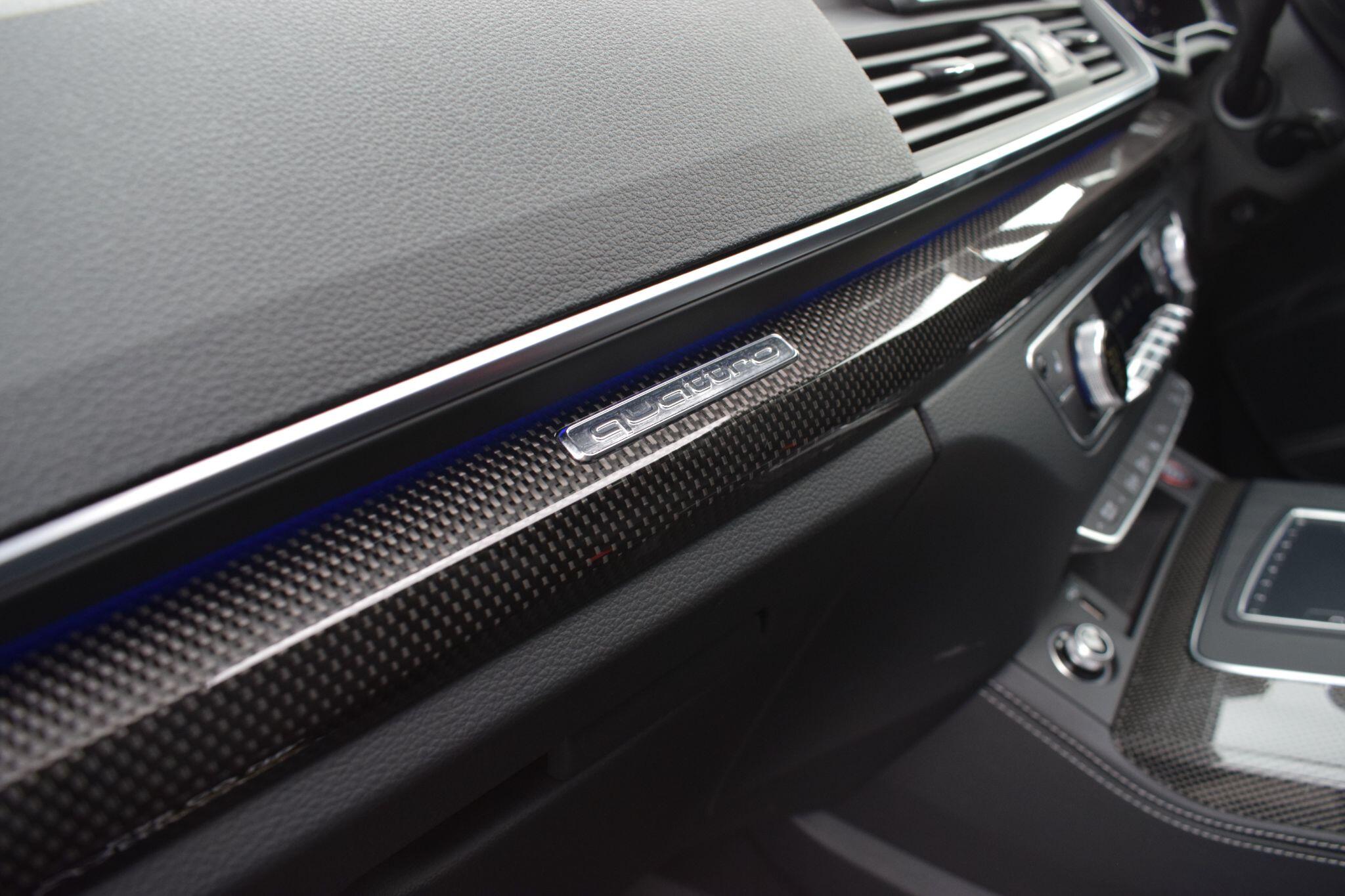 Audi SQ5 view 29