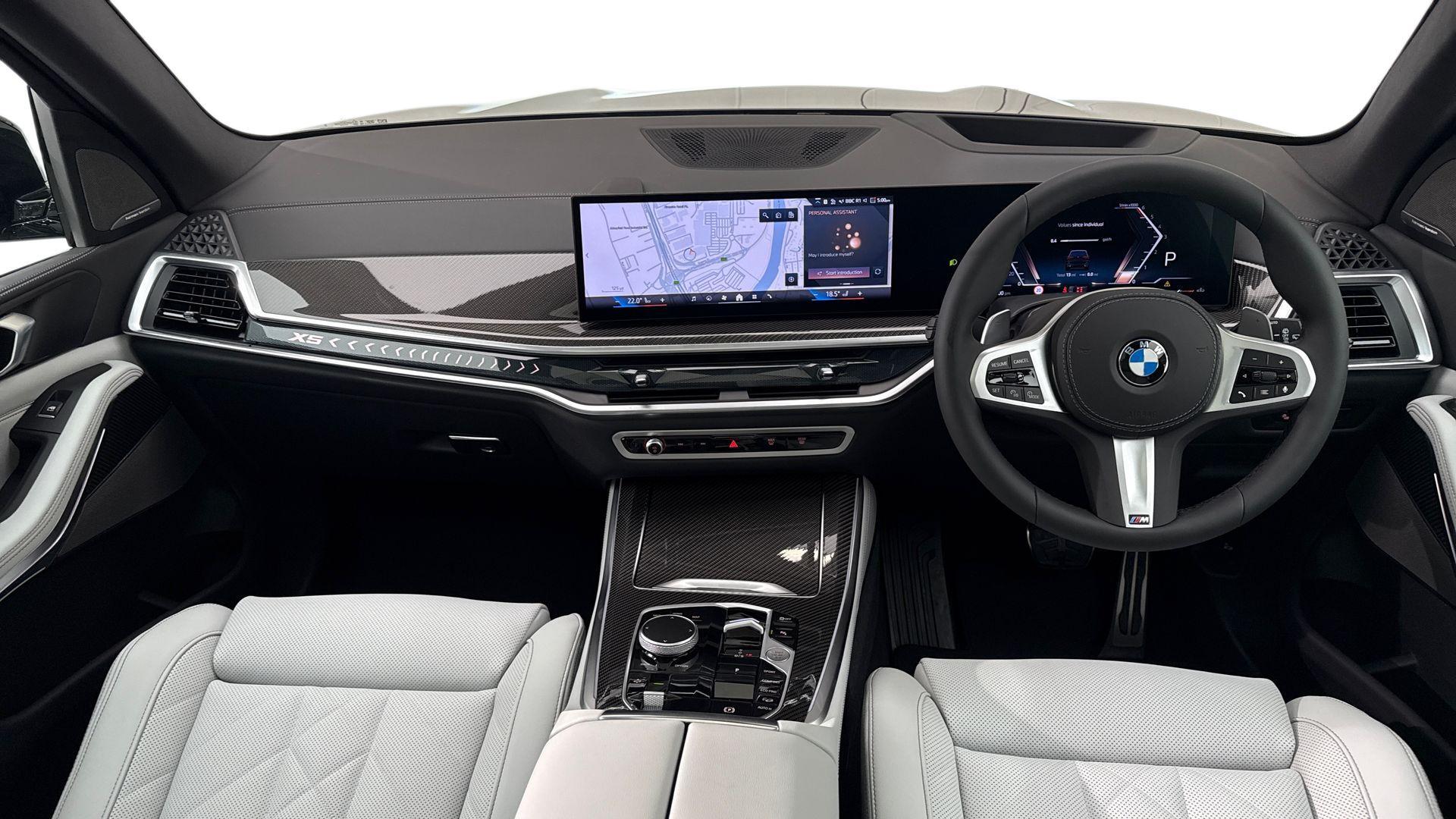 BMW X5 view 4