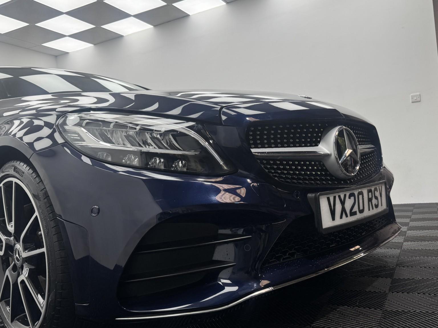 Mercedes-Benz C-Class view 41
