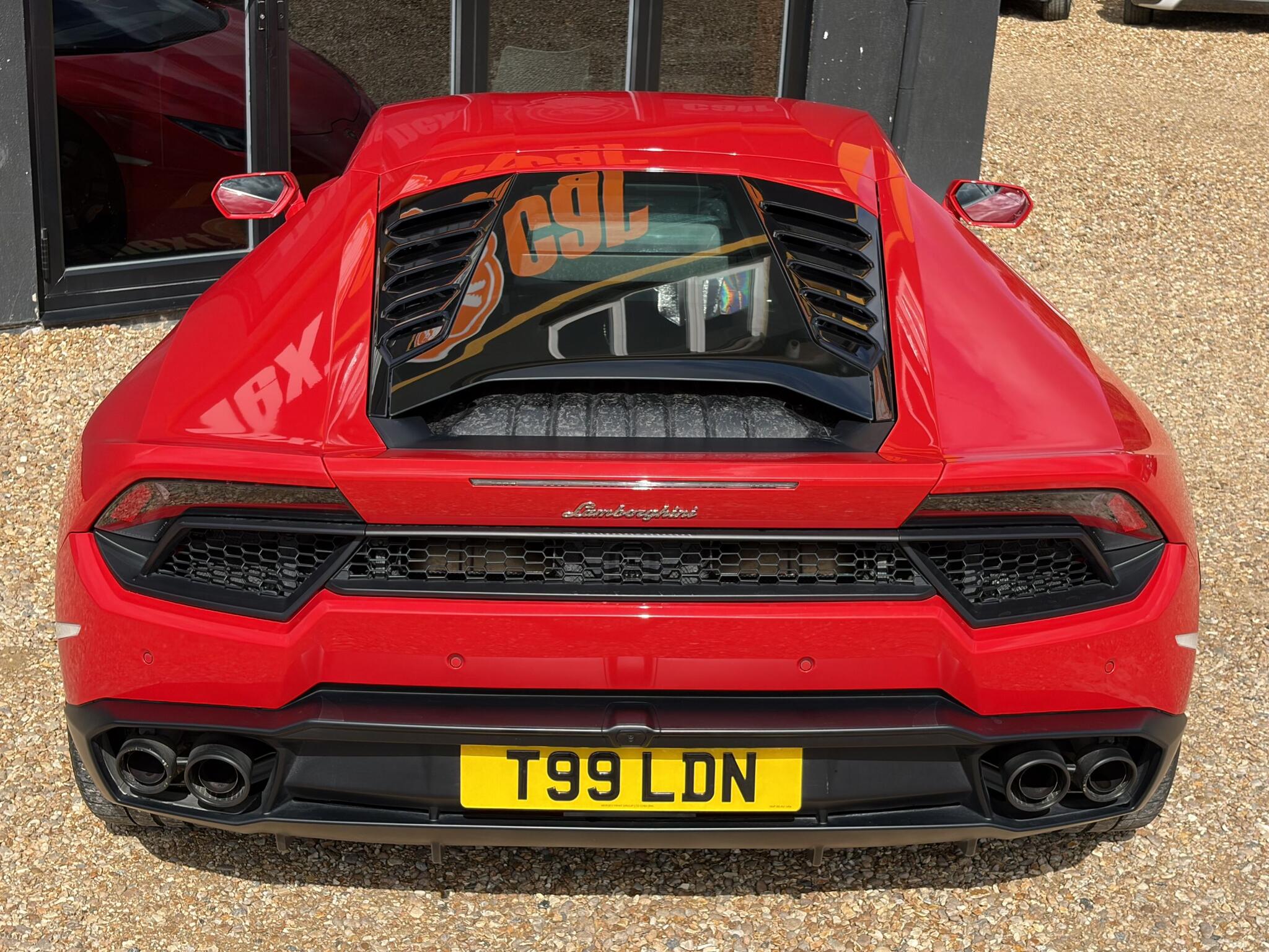 Lamborghini Huracan view 17