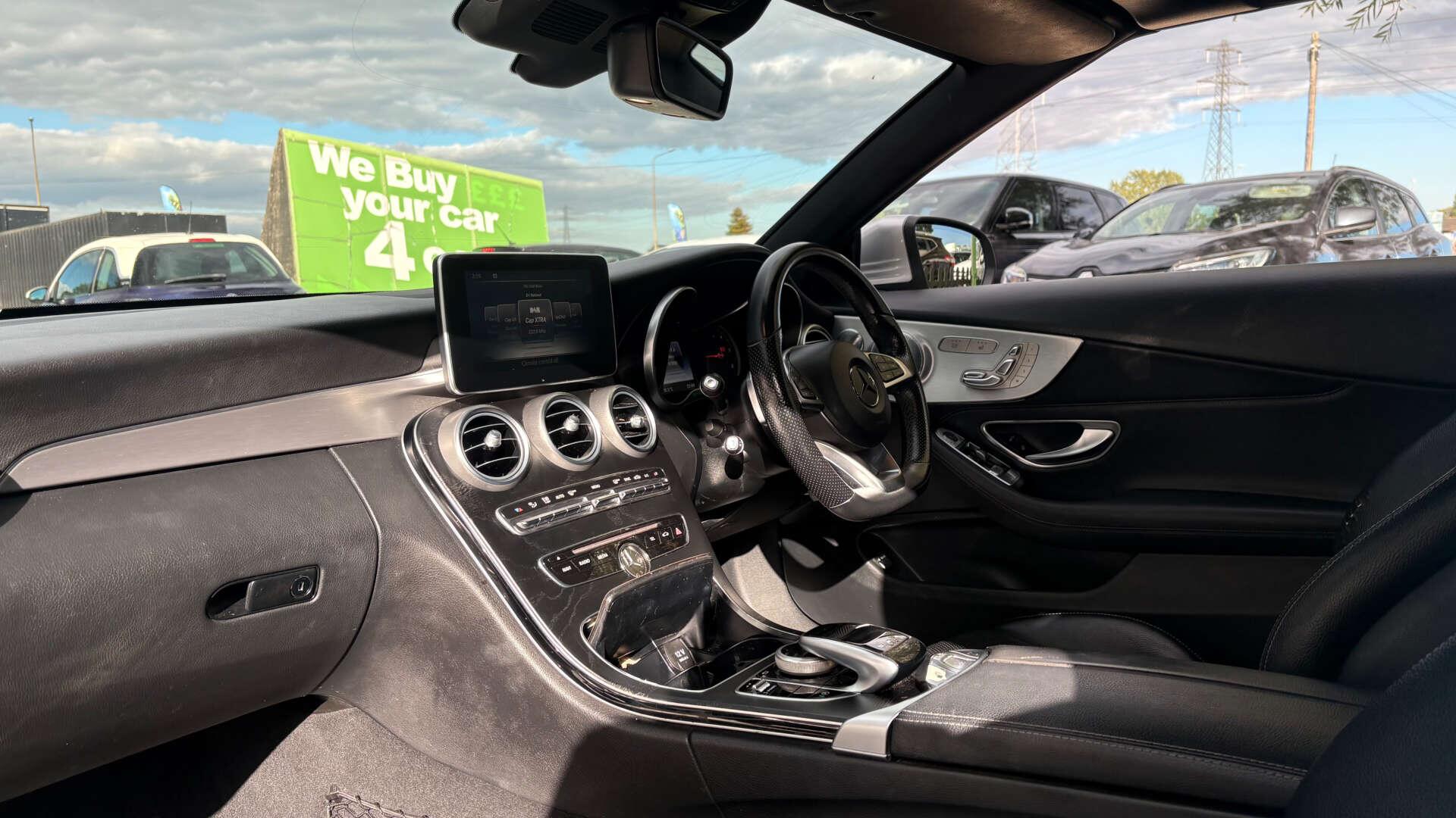 Mercedes-Benz C-Class view 12
