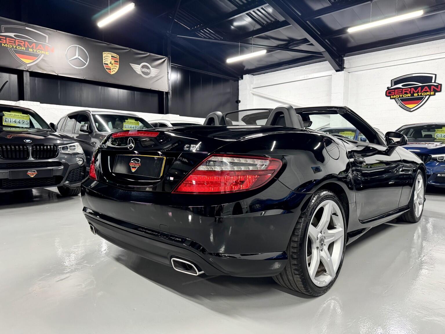 Mercedes-Benz SLK view 29