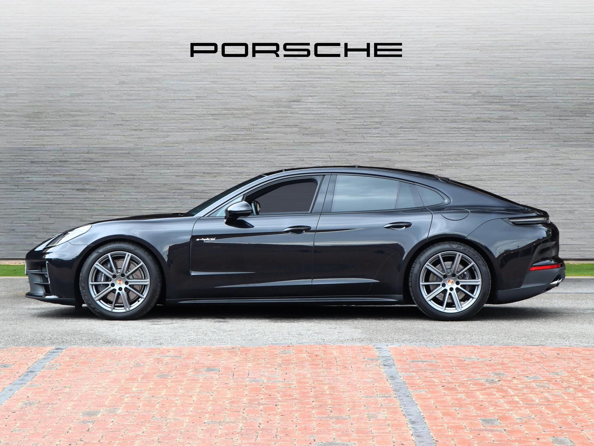 Porsche Panamera view 6