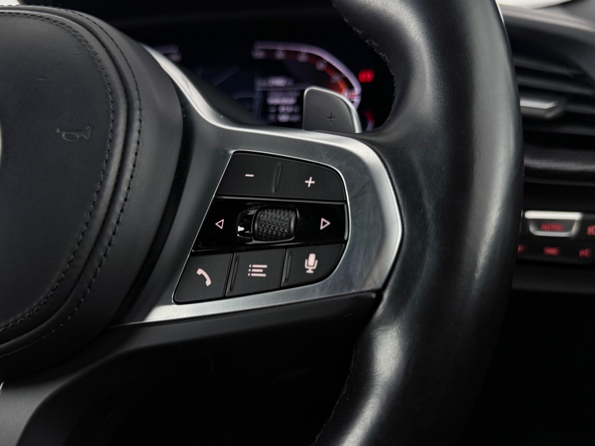 BMW 2 Series view 16