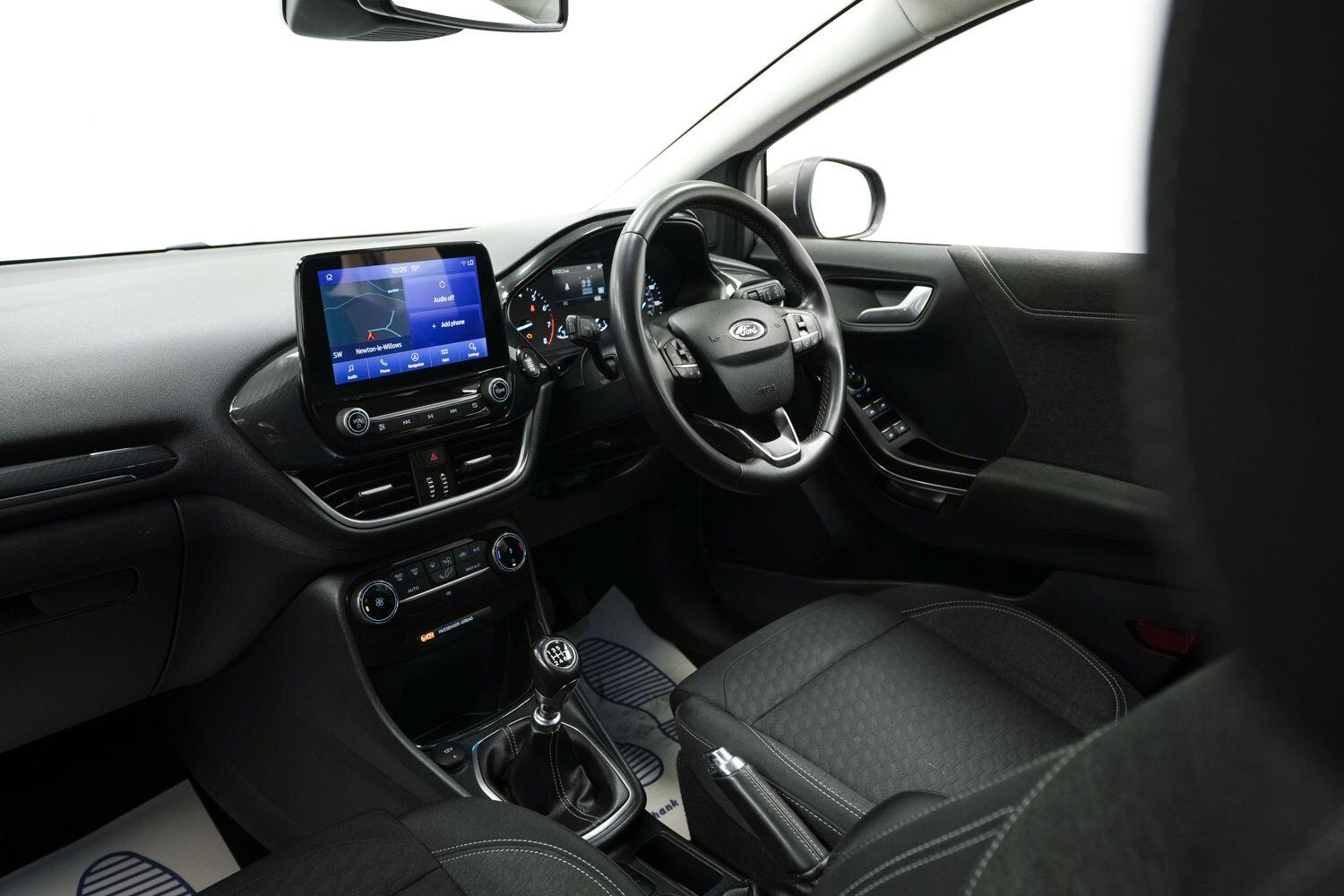 Ford Puma view 27