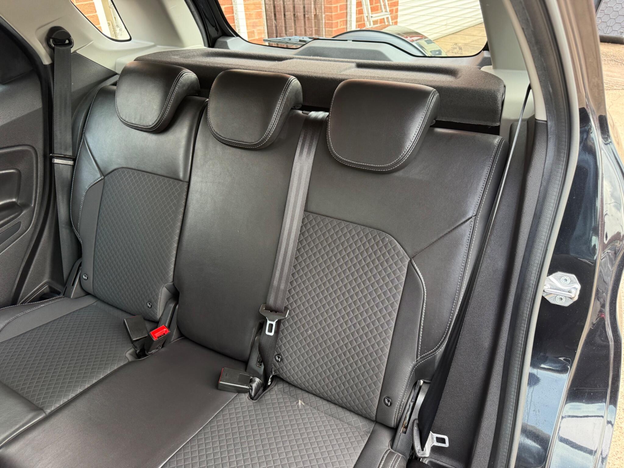 Ford Ecosport view 21