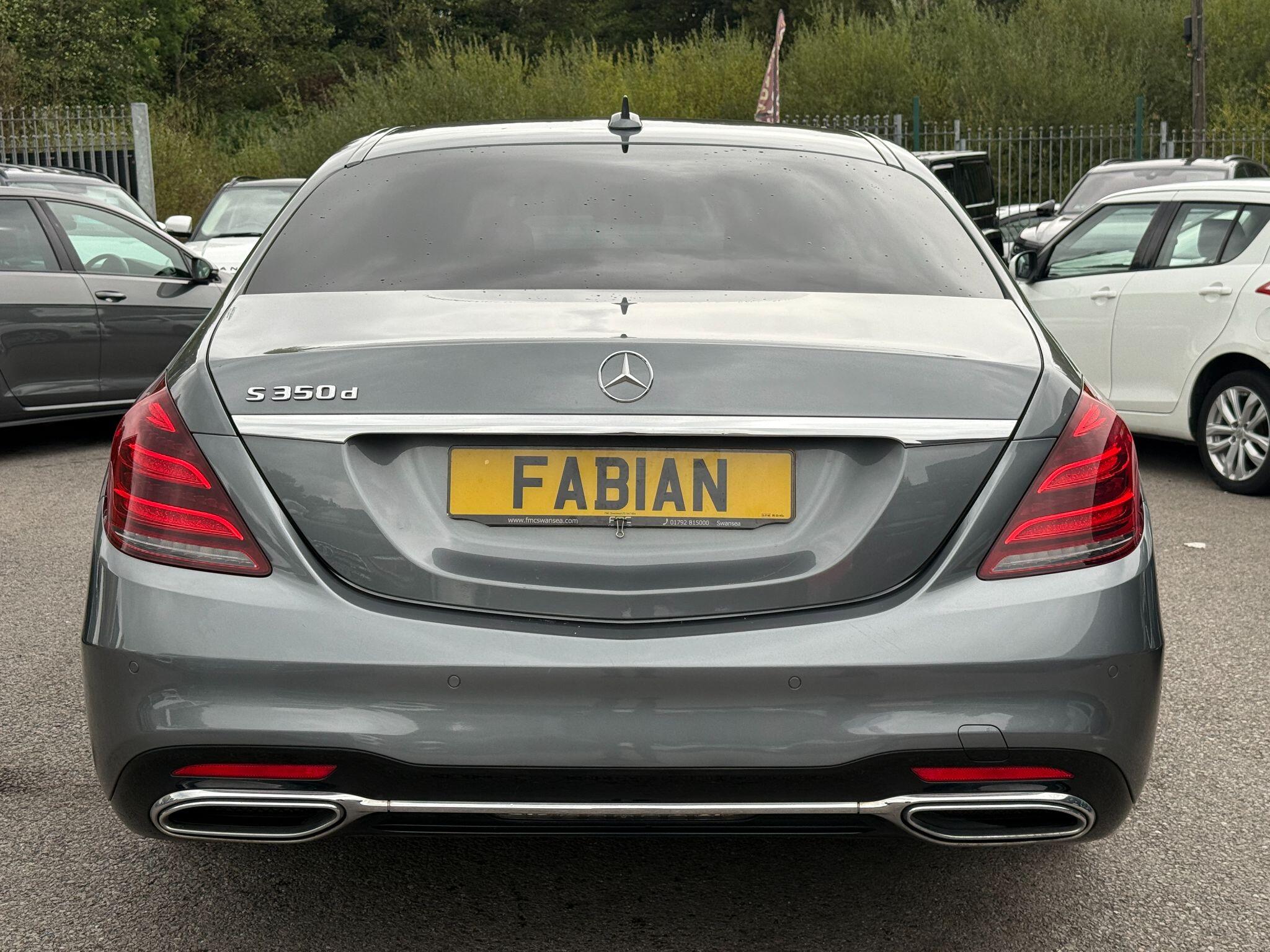 Mercedes-Benz S-Class view 5