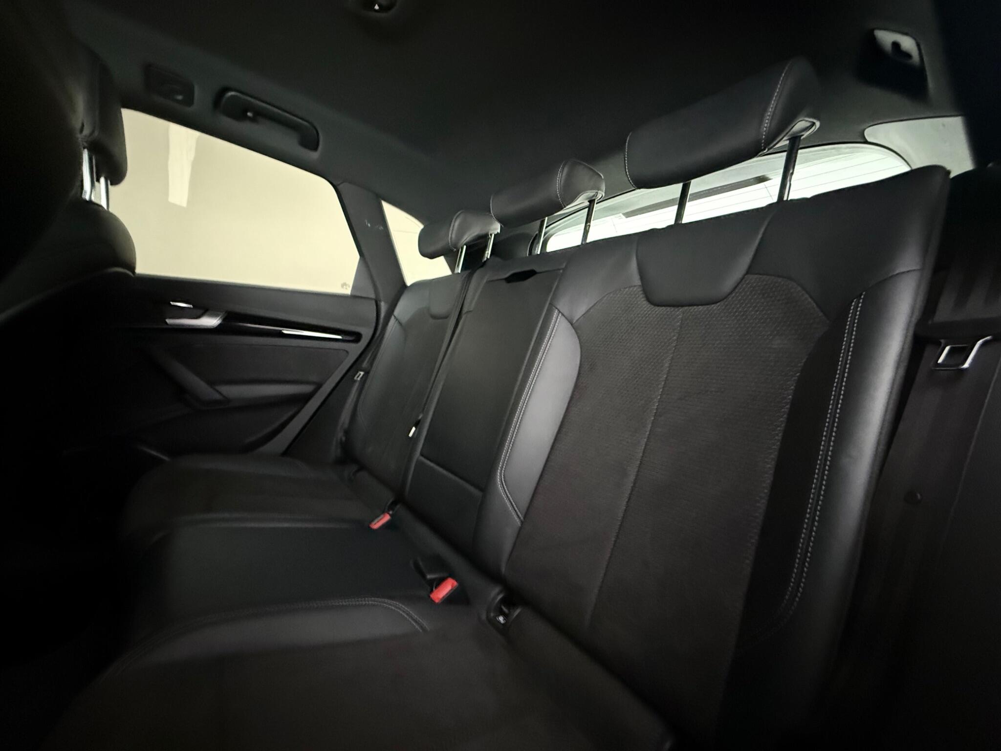 Audi Q5 view 31