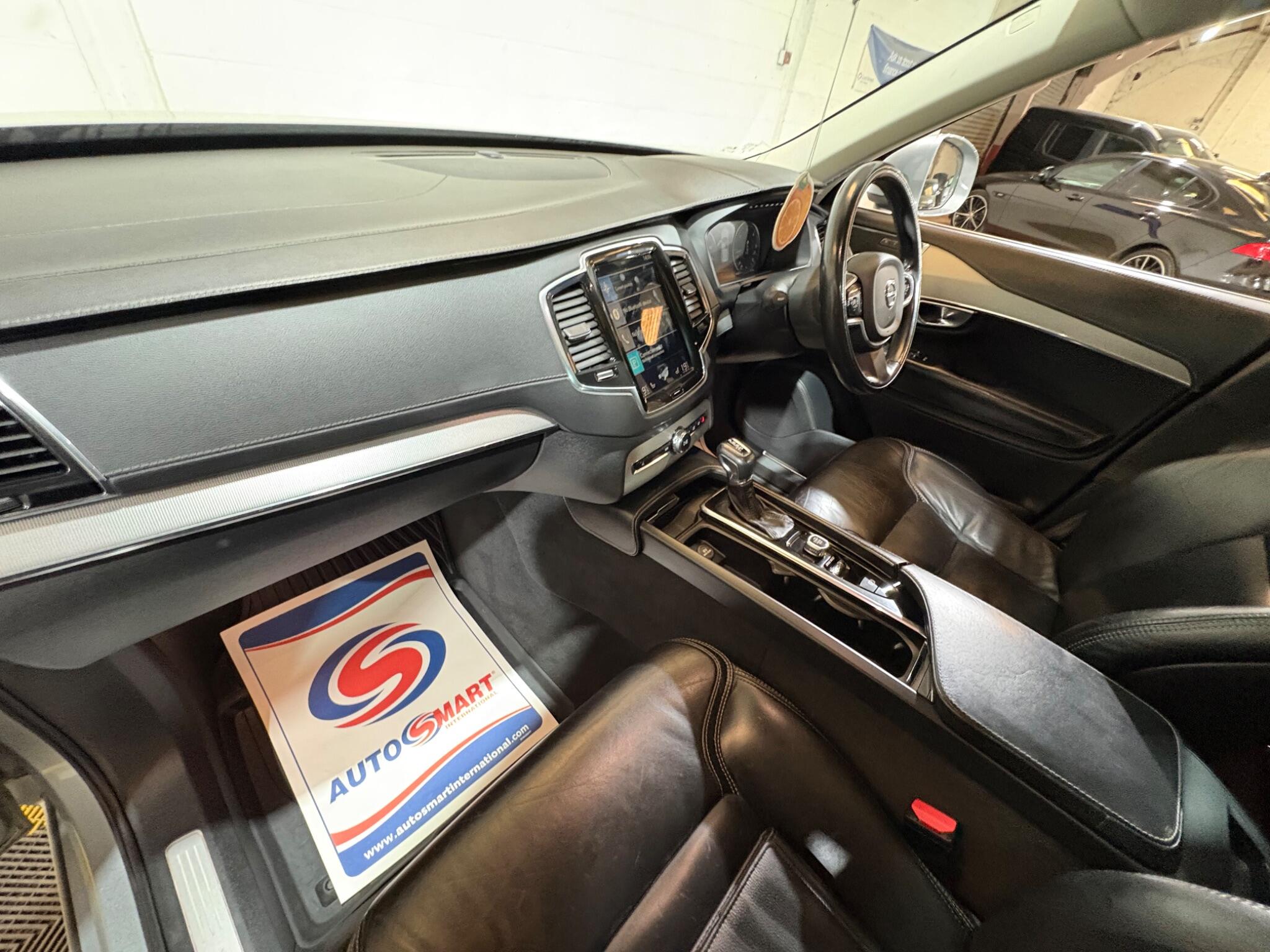 Volvo XC90 view 76