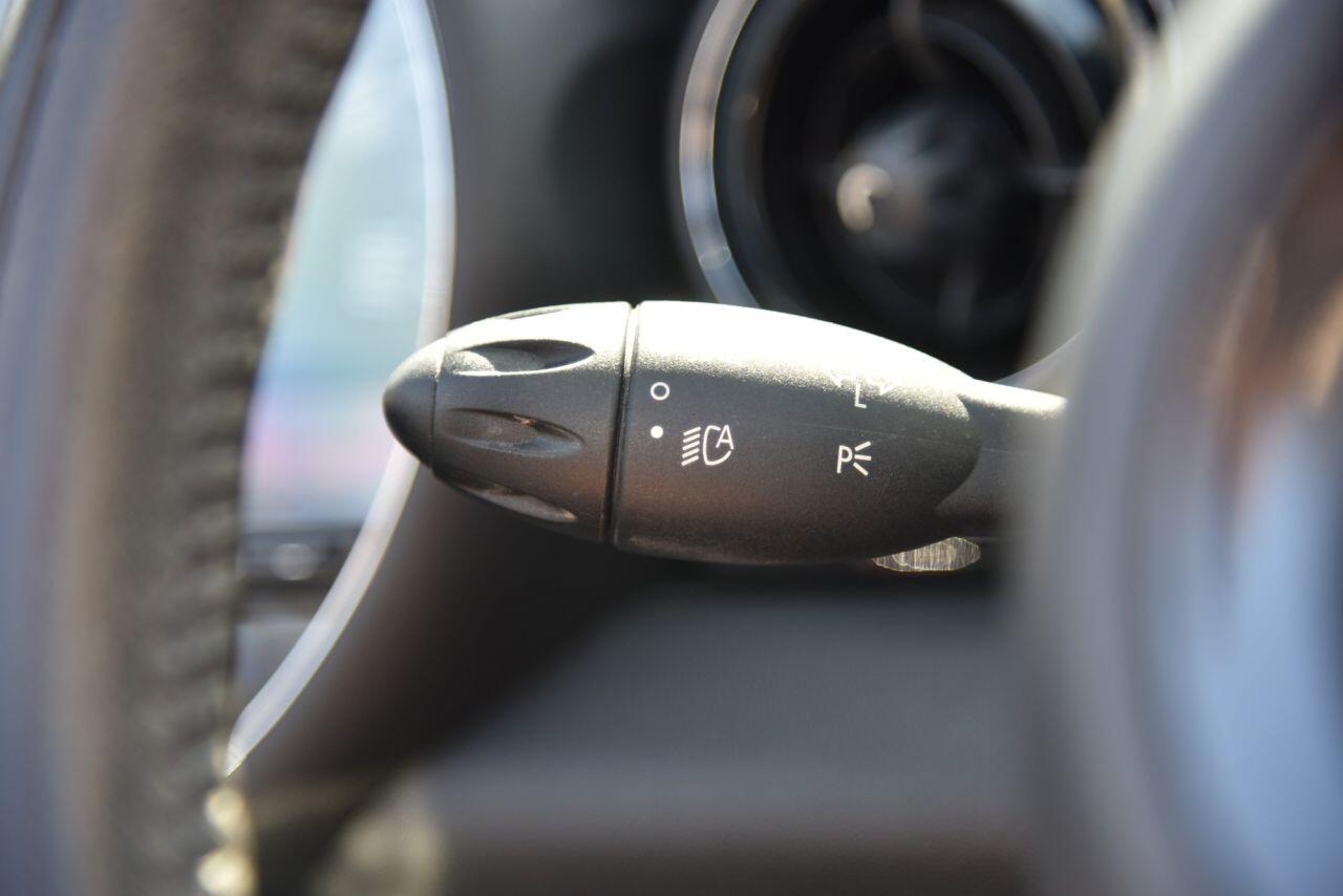 Mini Cooper view 26