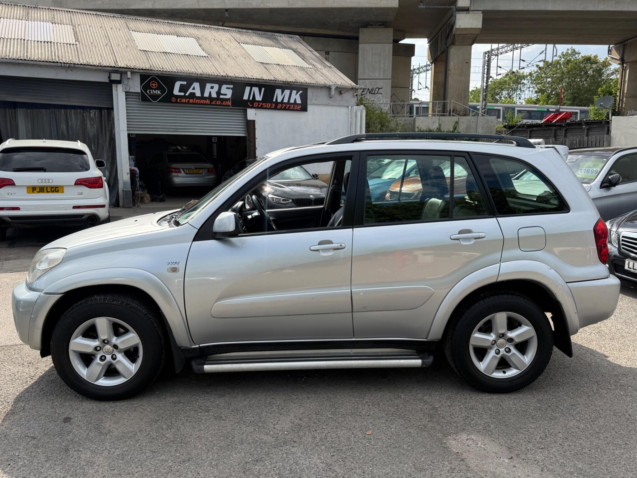 Toyota {Other Models} - Image 10