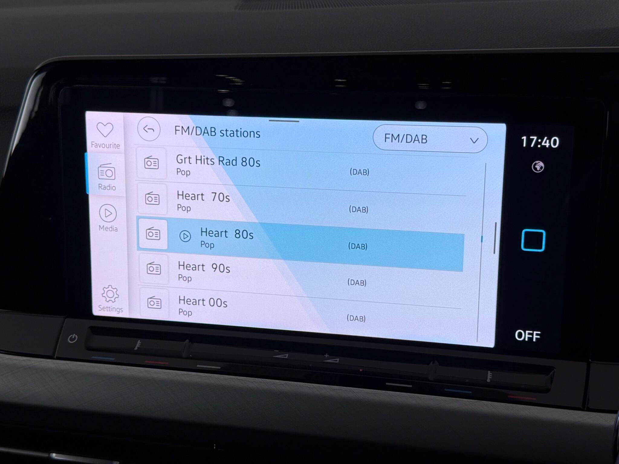 Volkswagen Golf view 20