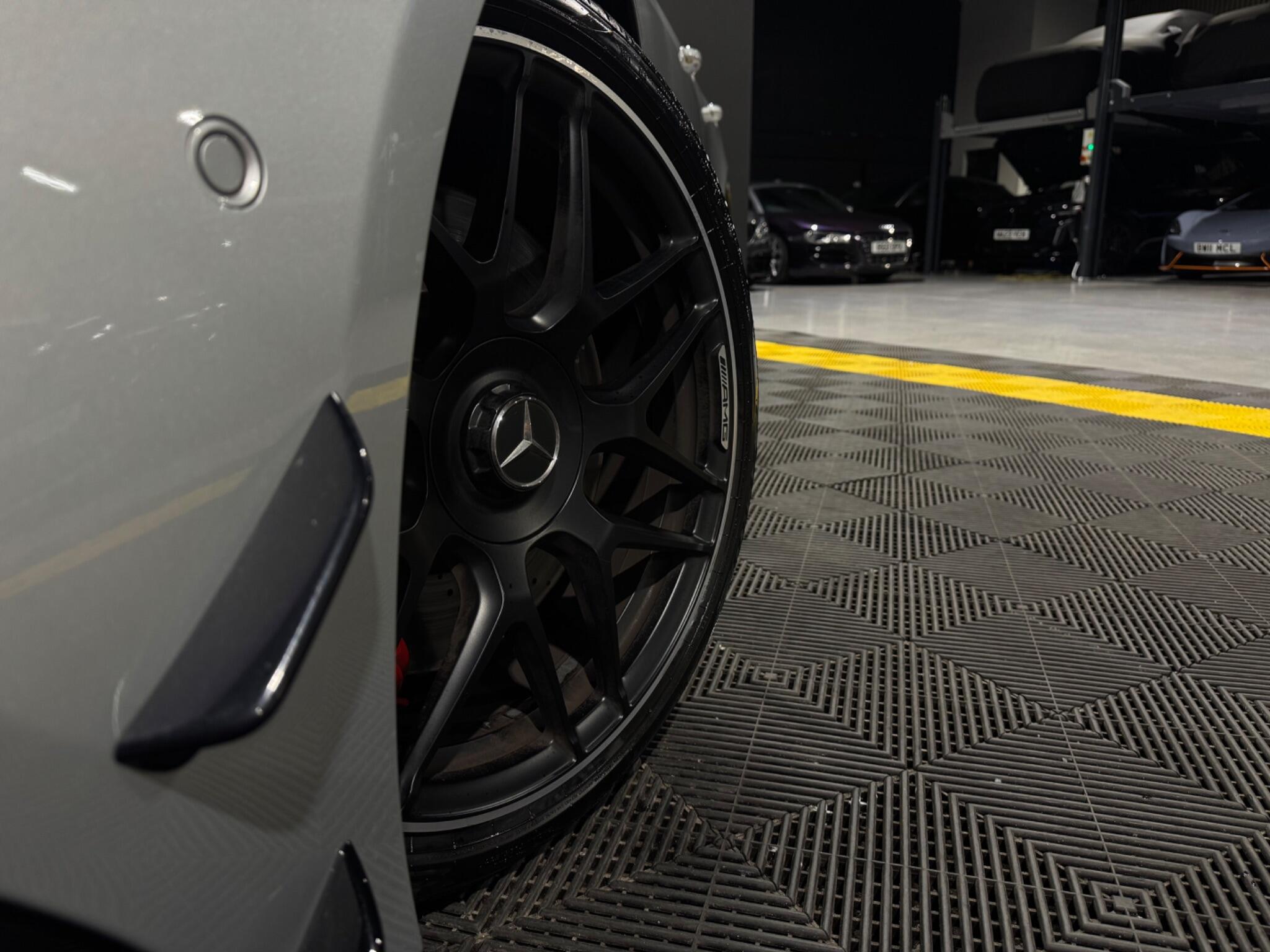 Mercedes-Benz Cla view 2