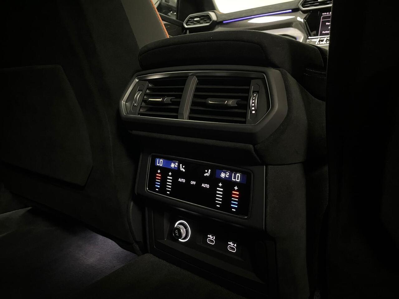 Lamborghini Urus view 28