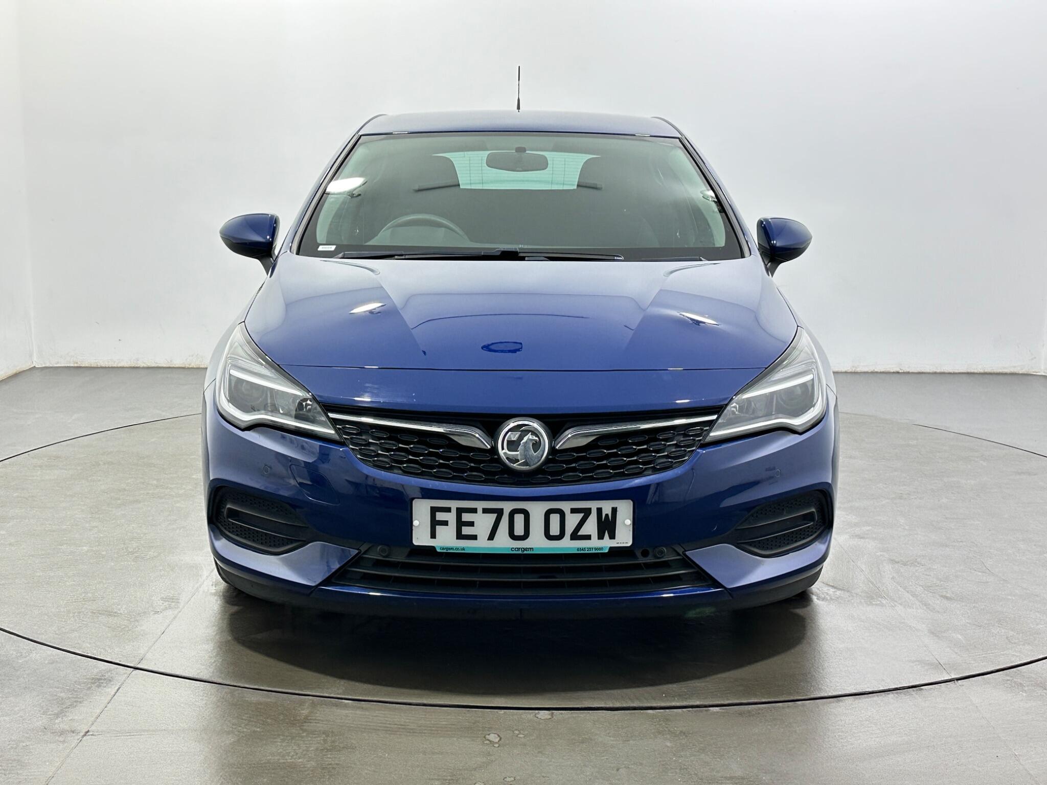 Vauxhall Astra view 3