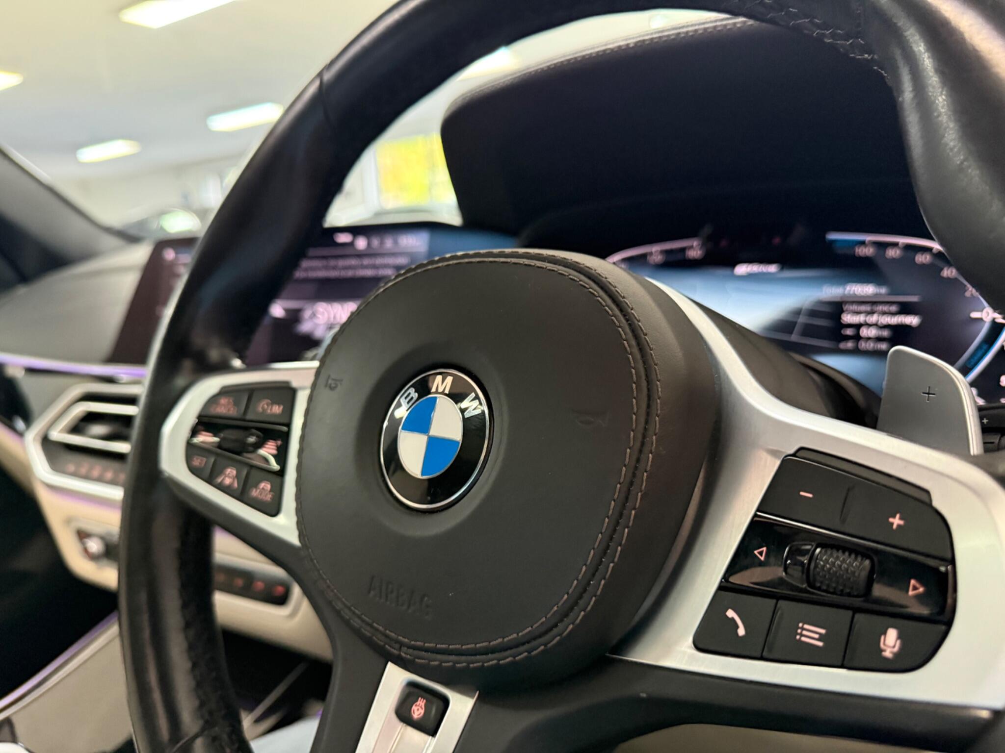 BMW X5 view 19