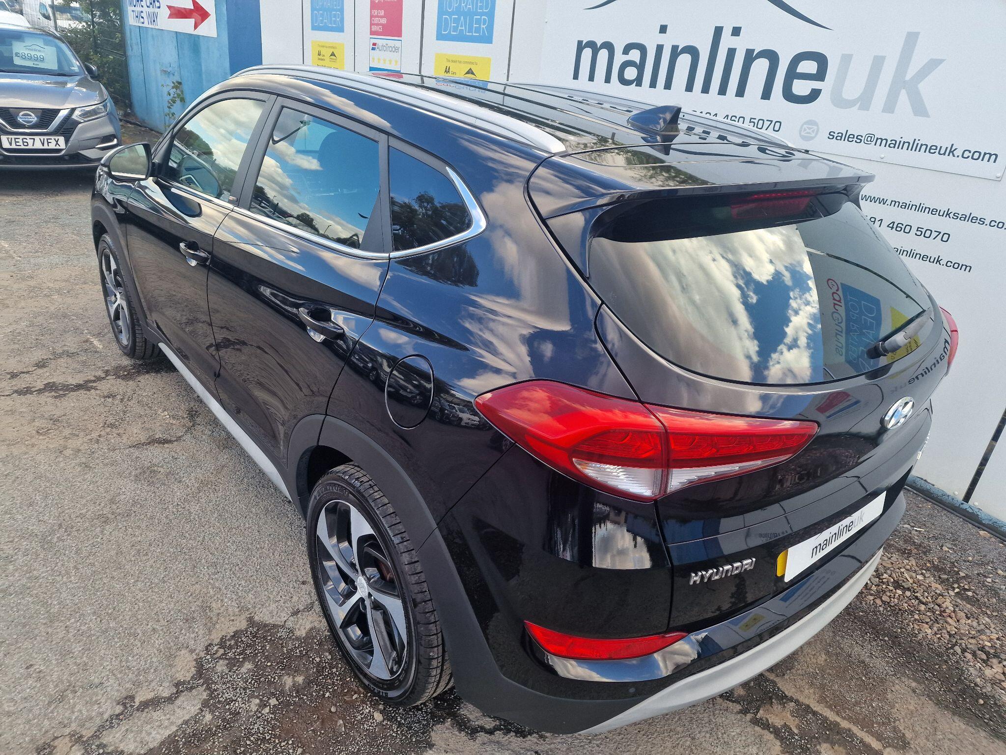 Hyundai Tucson view 3
