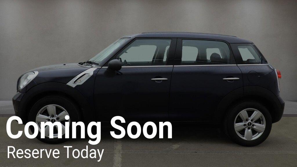 2016 MINI Countryman image 6