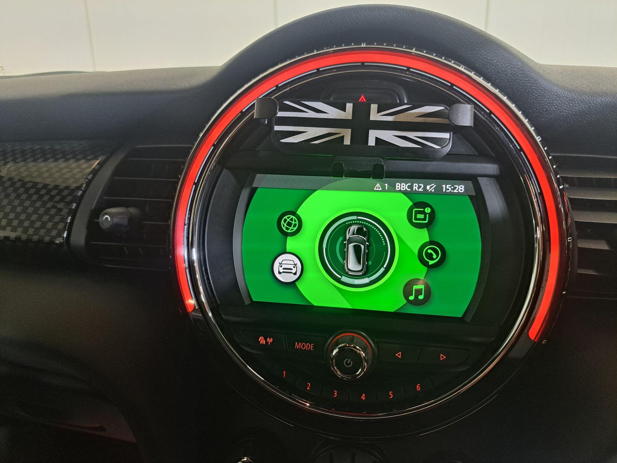 Mini Cooper view 20