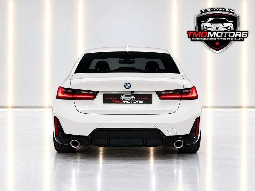 BMW 3 Series view 4