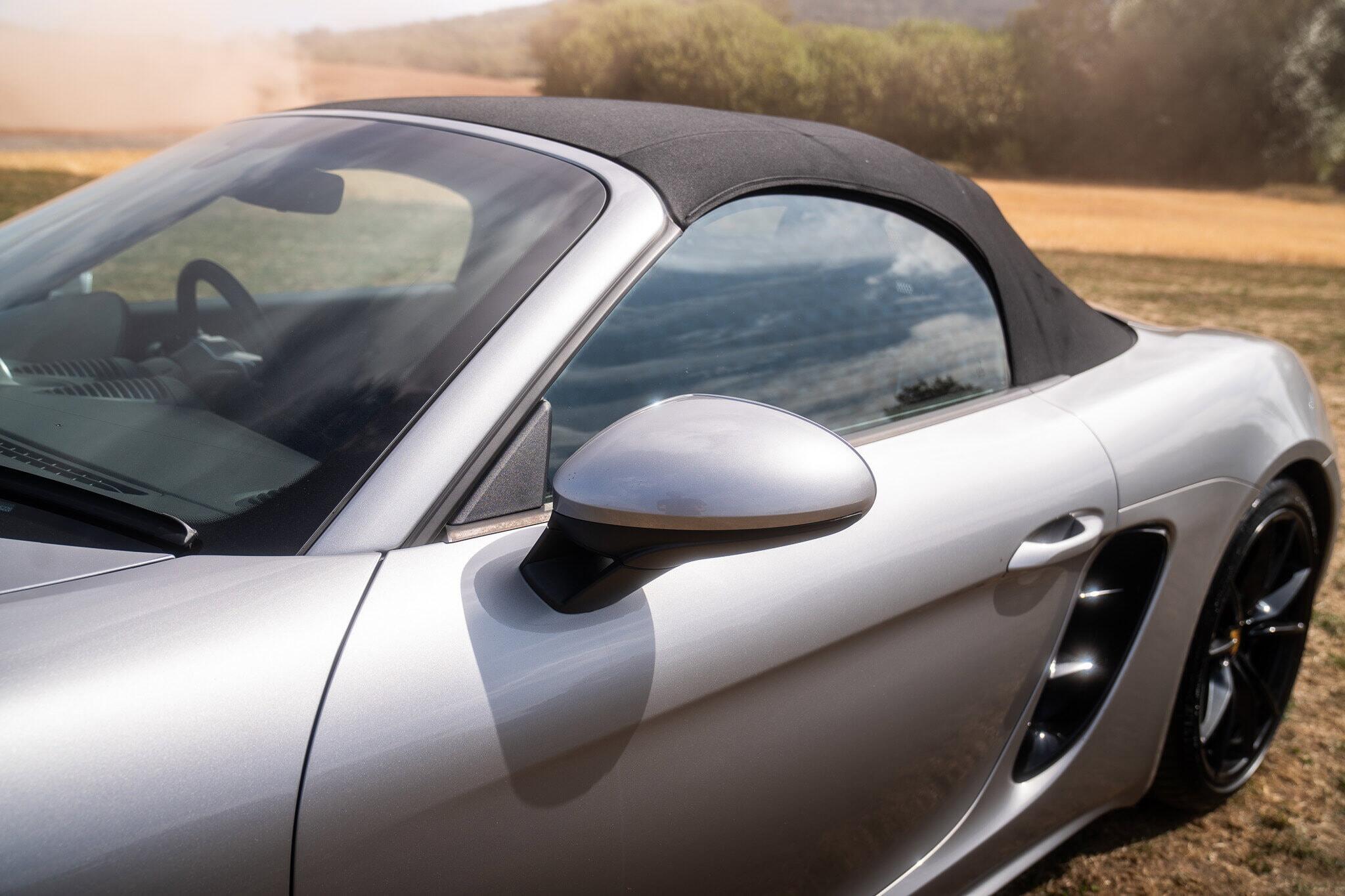Porsche 718 Boxster view 17