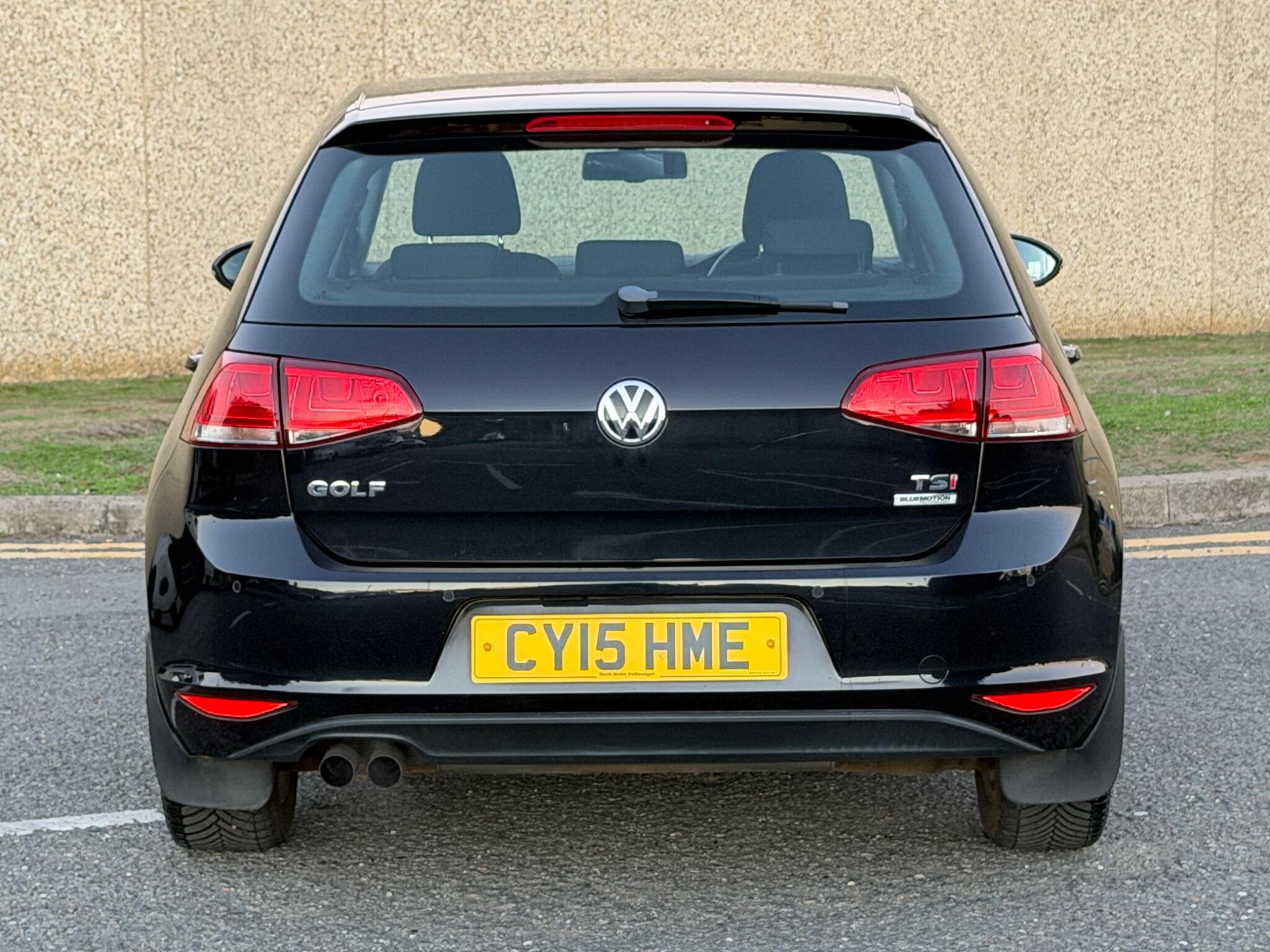 Volkswagen Golf view 9
