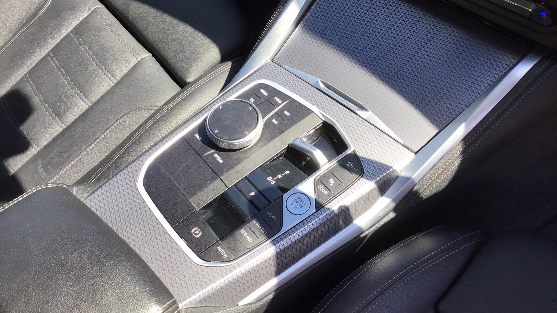 BMW 4 Series view 10