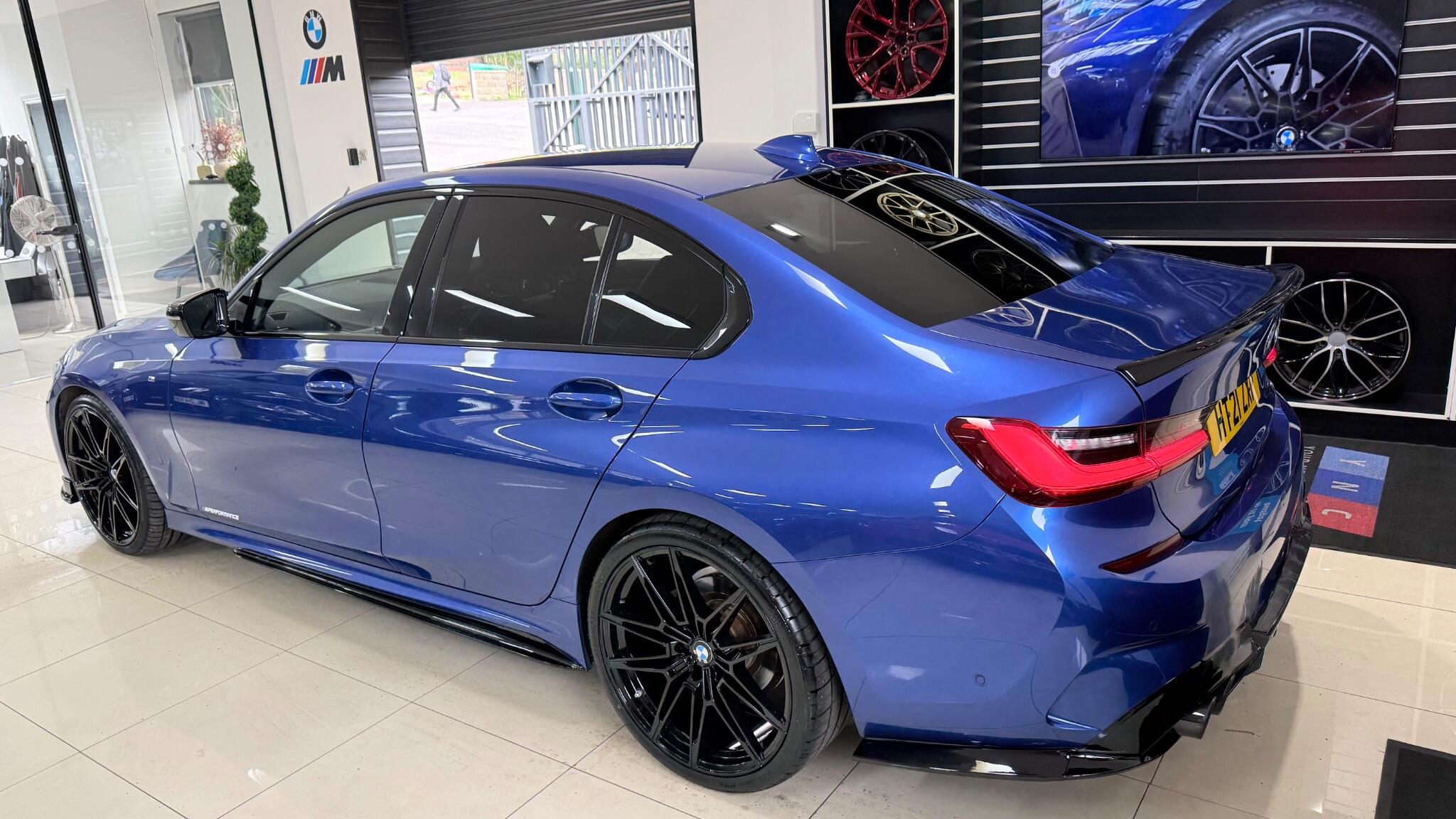 BMW 3 Series view 39
