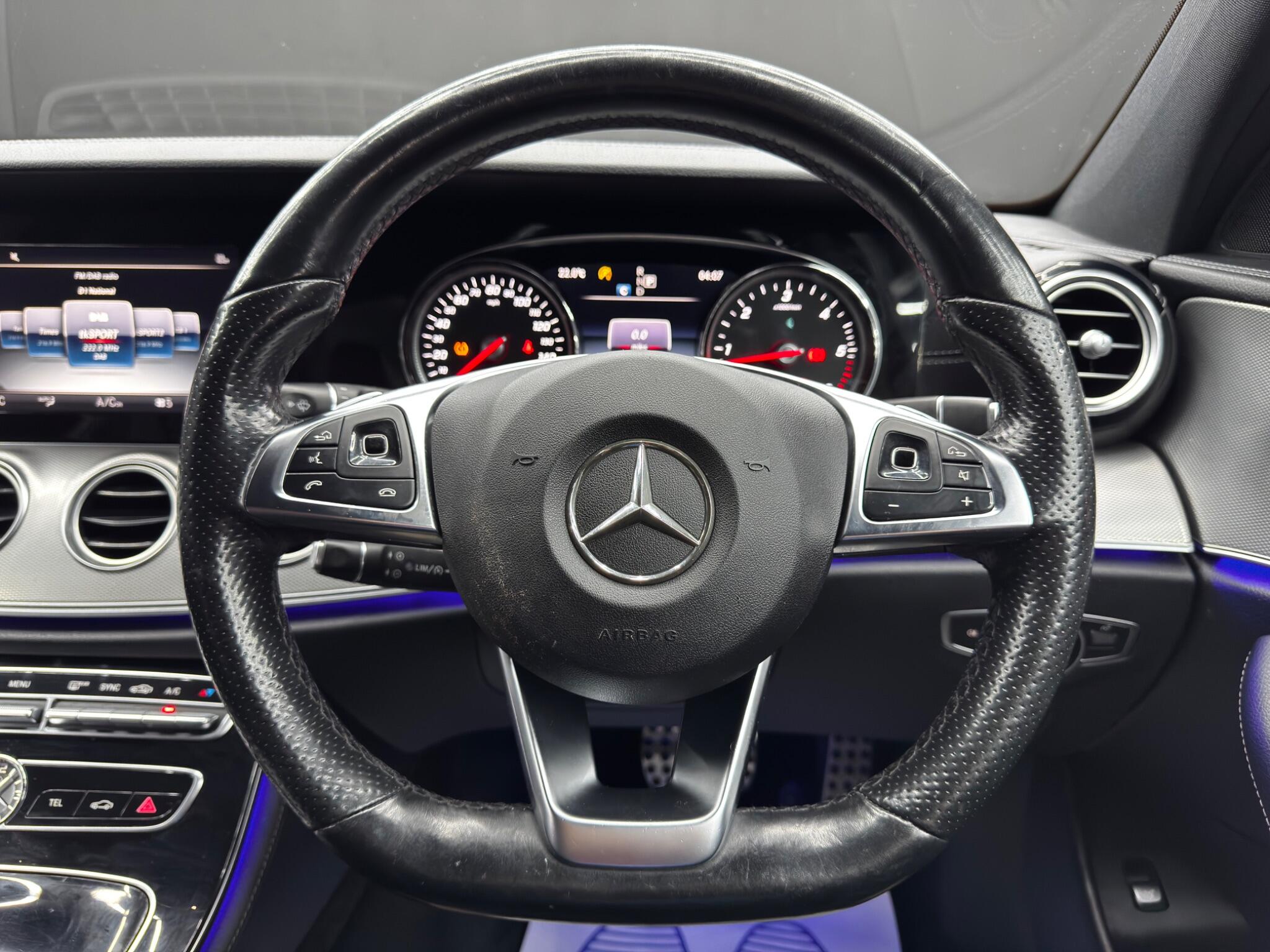 Mercedes-Benz E-Class view 20