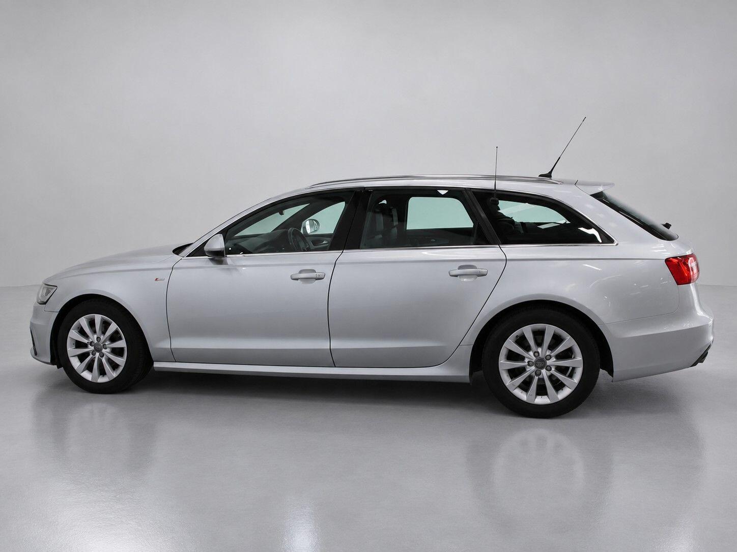 Audi A6 view 10