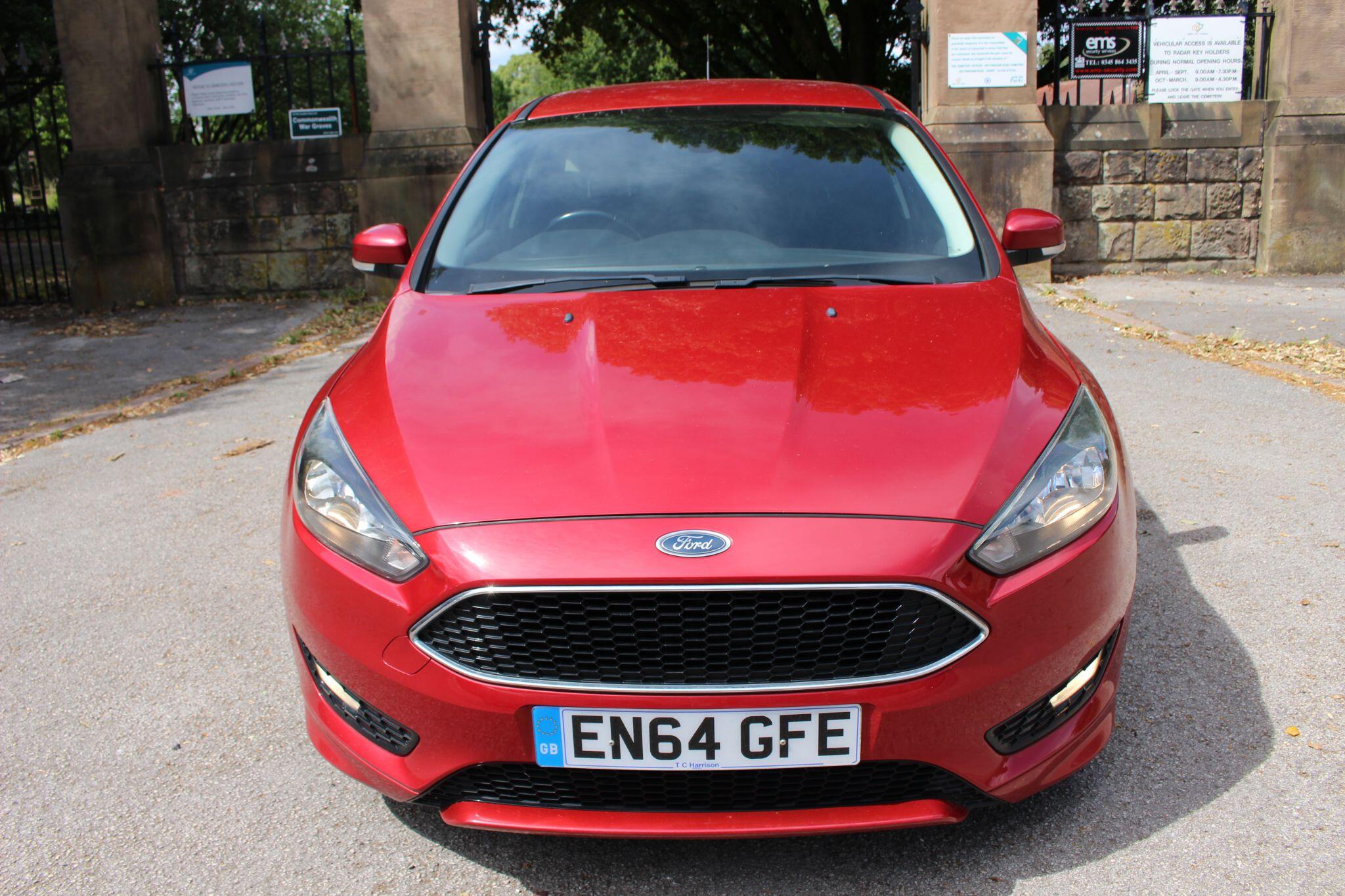 Ford Focus view 8