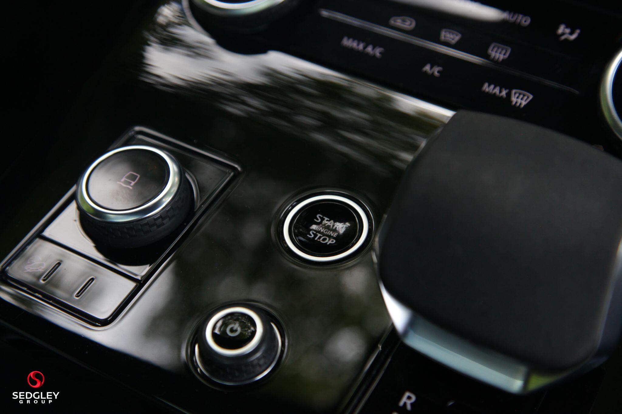 Land Rover Range Rover Sport view 27