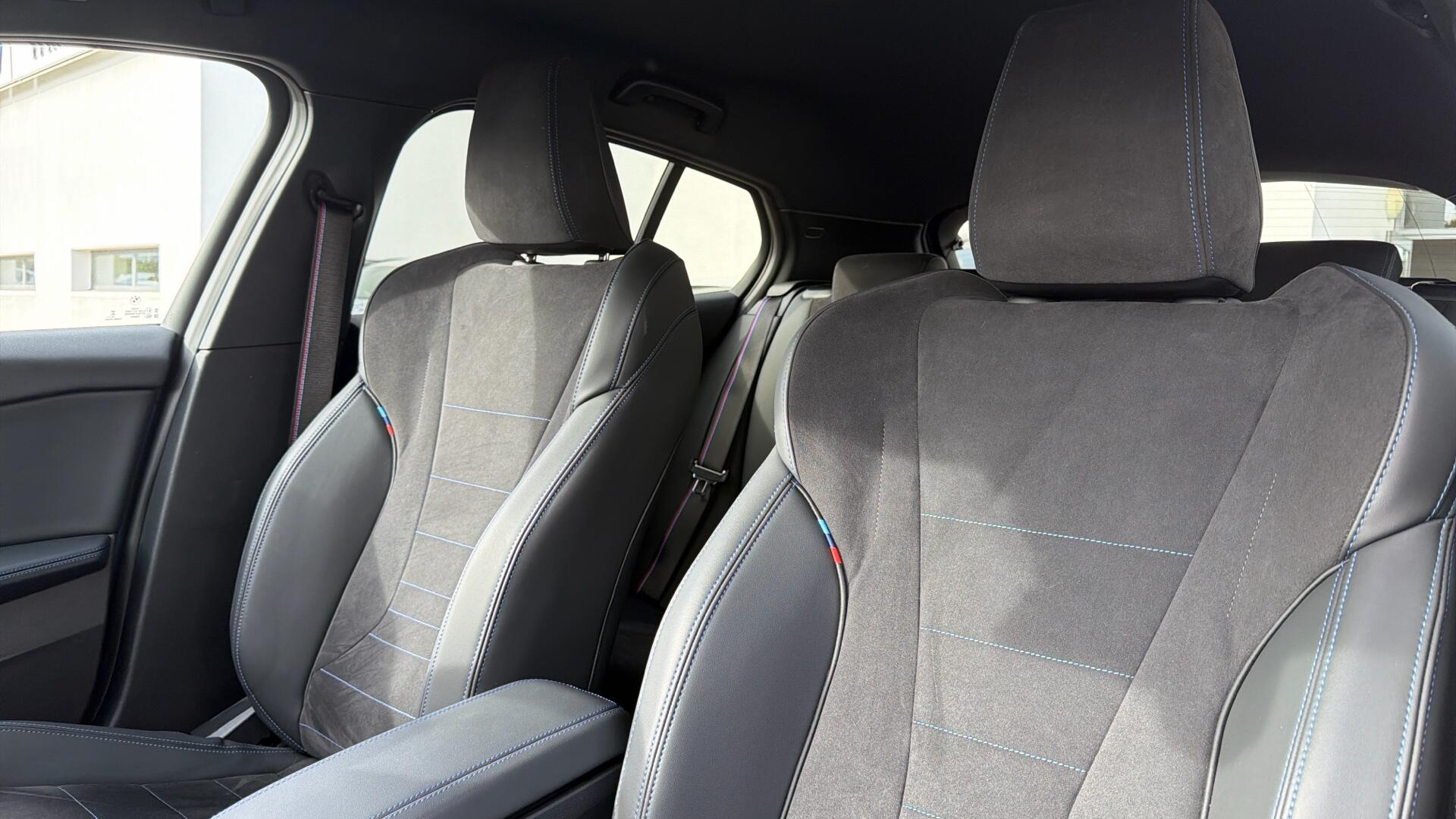 BMW 1 Series view 30
